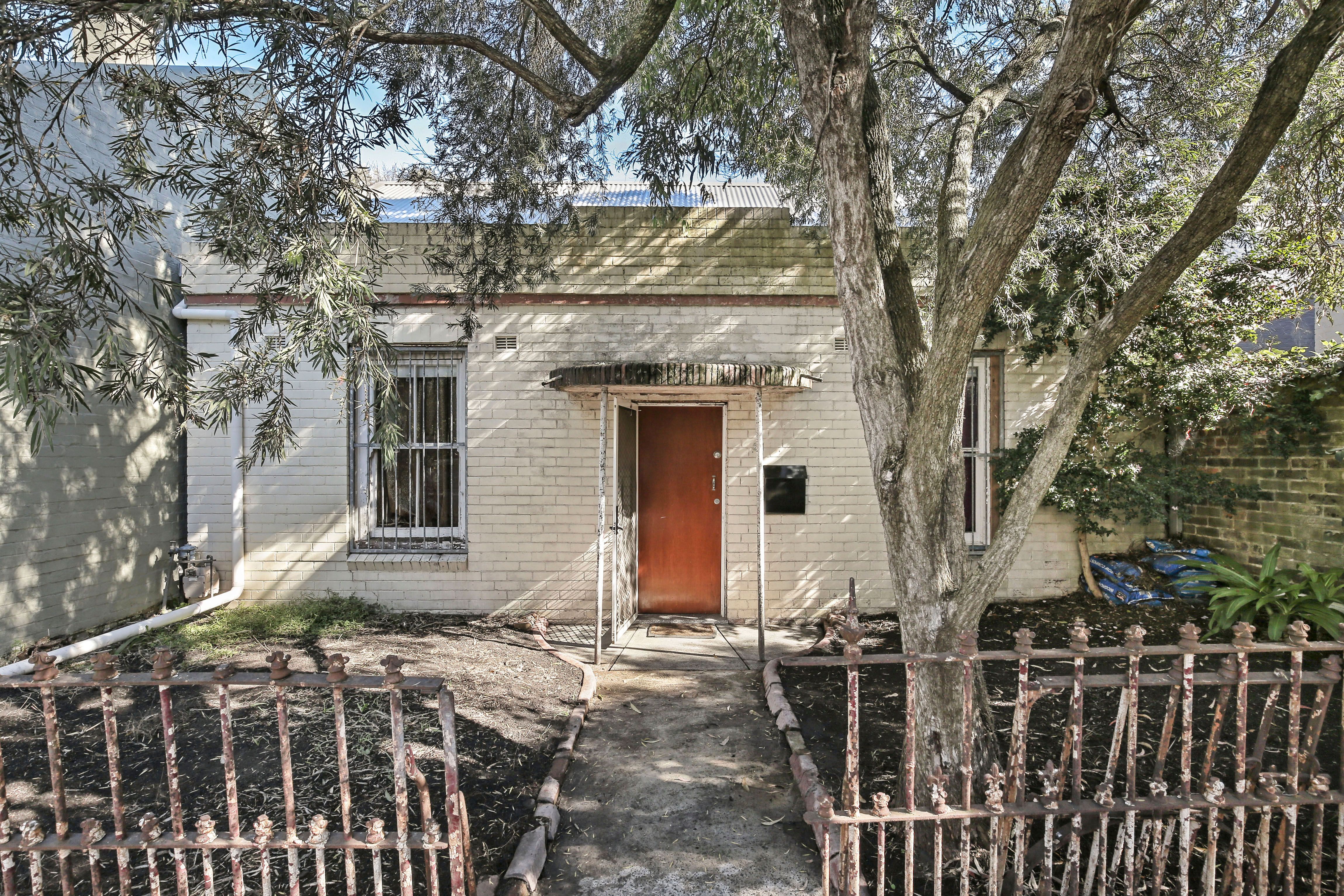 81 Station Street