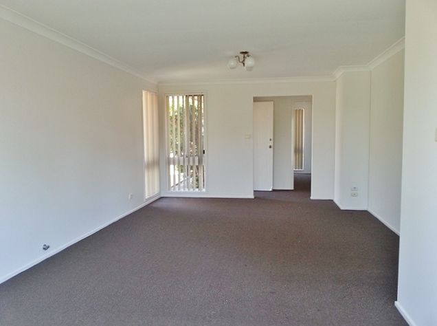18 Wongala Avenue, Blue Haven, NSW 2262
