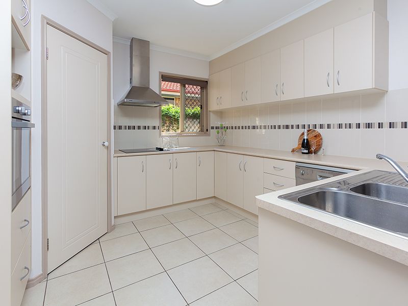 10 Karnak Court, Camira, QLD 4300