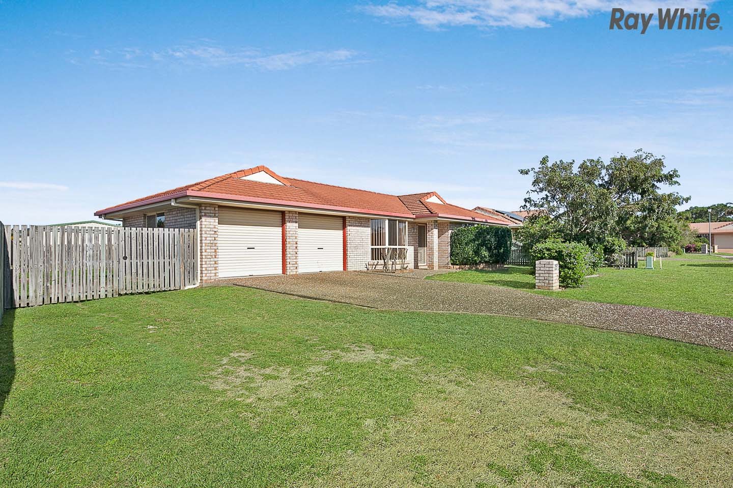 4 King Edward Court, Urangan, QLD 4655