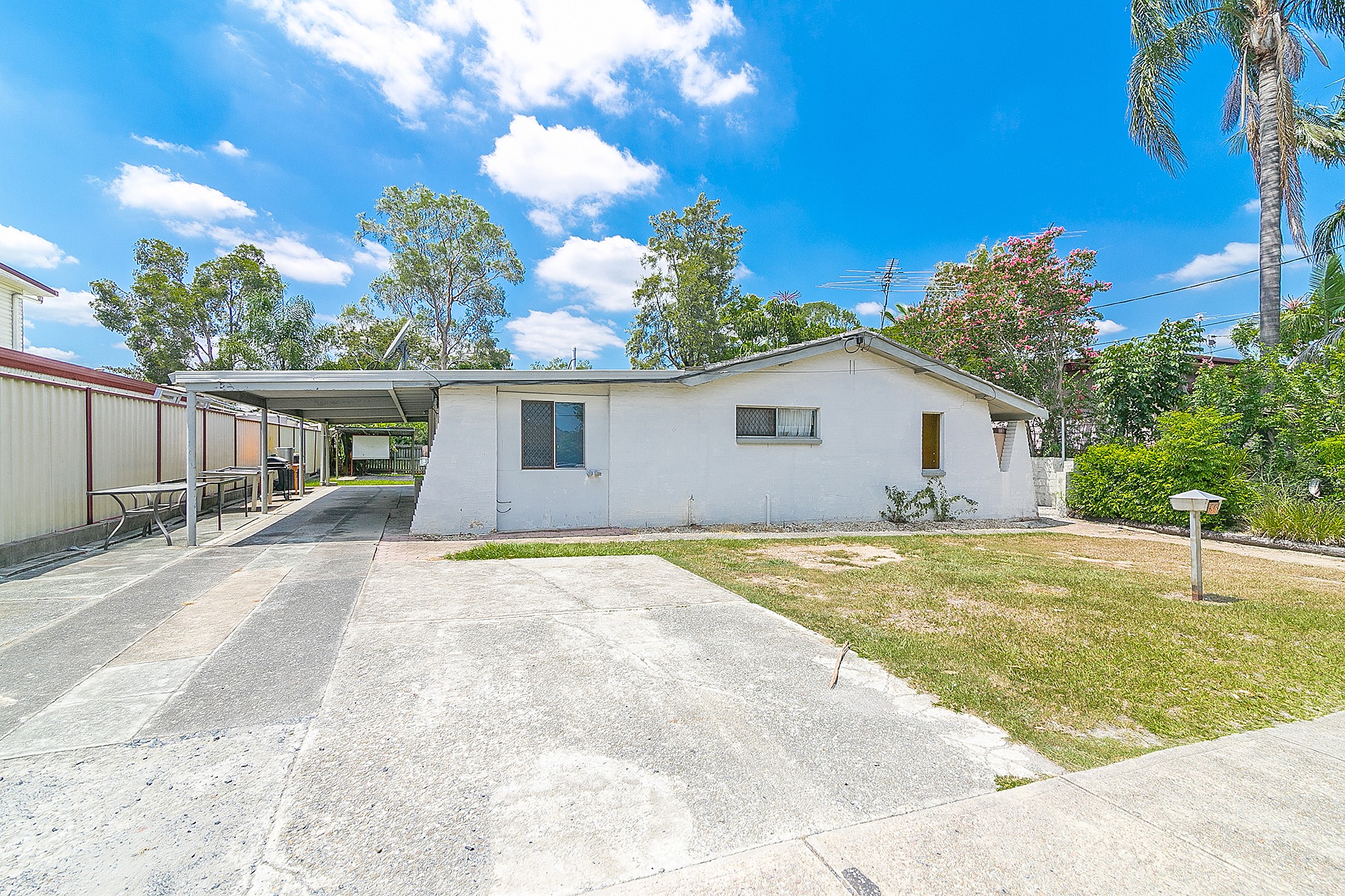 86 Bardon Road, Kingston, QLD 4114