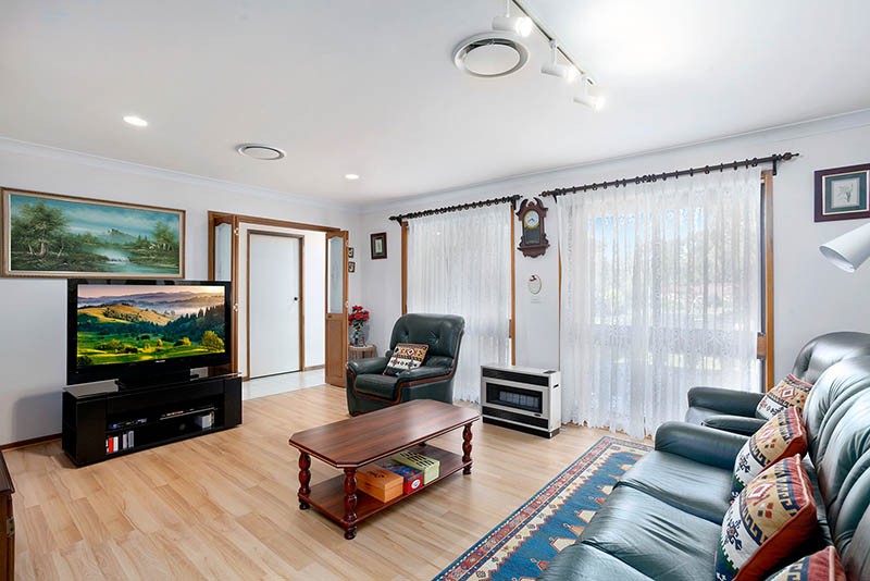 6 Blue Gum Place, Barrack Heights, NSW 2528