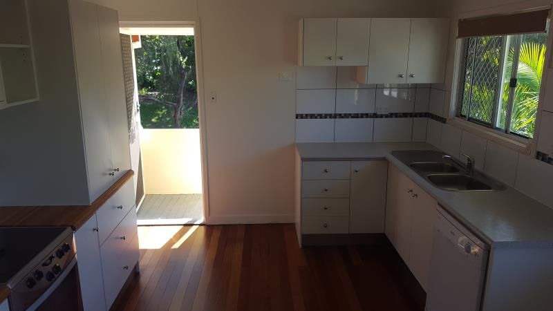 35 Sedgemoor Street, Stafford Heights, QLD 4053