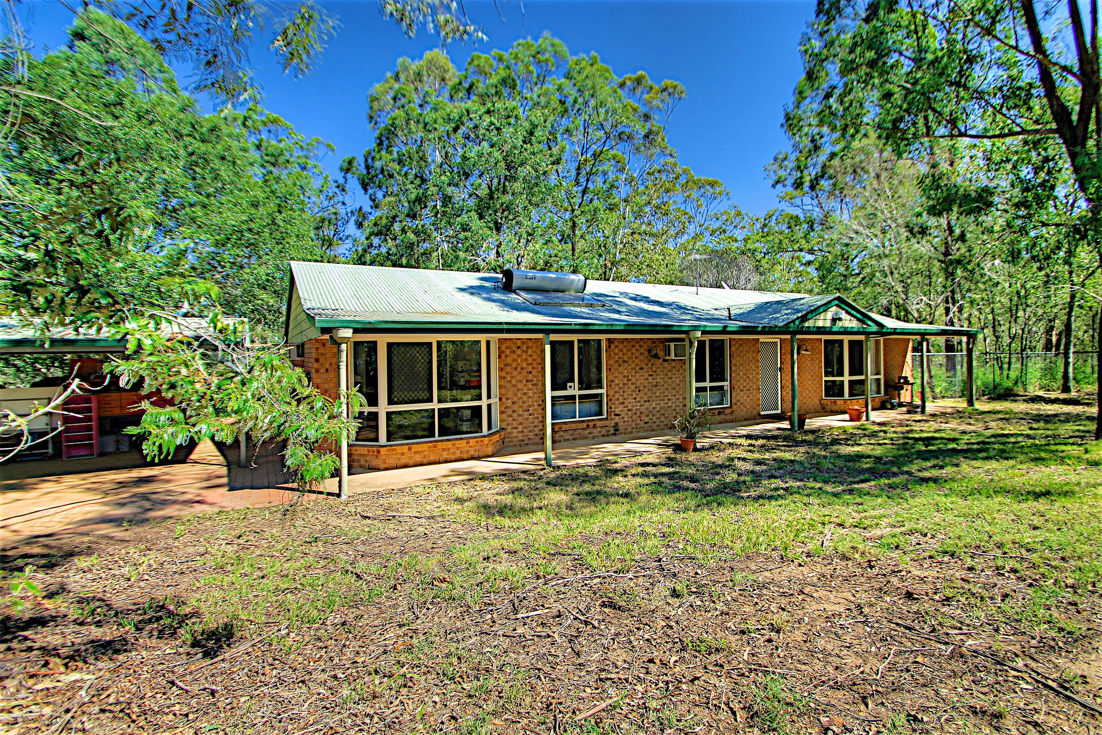 16 Coach Lane, Ironbark, QLD 4306