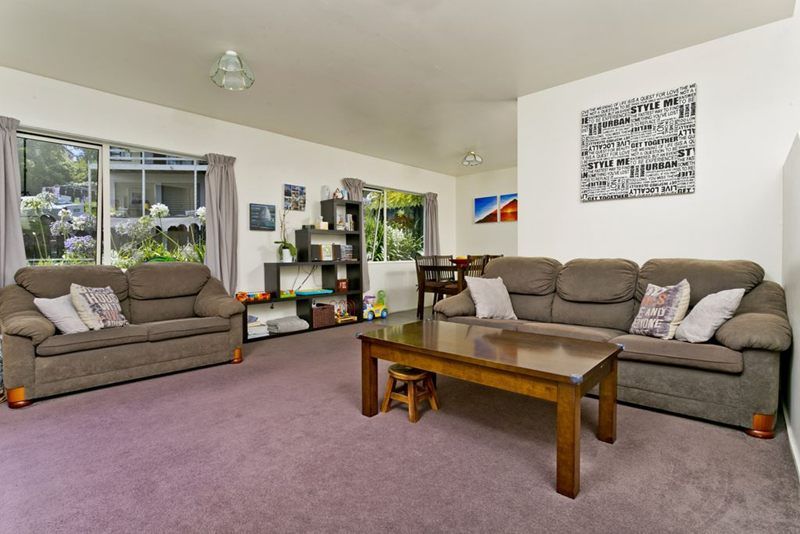 11 Atlantis Place, Totaravale, North Shore City