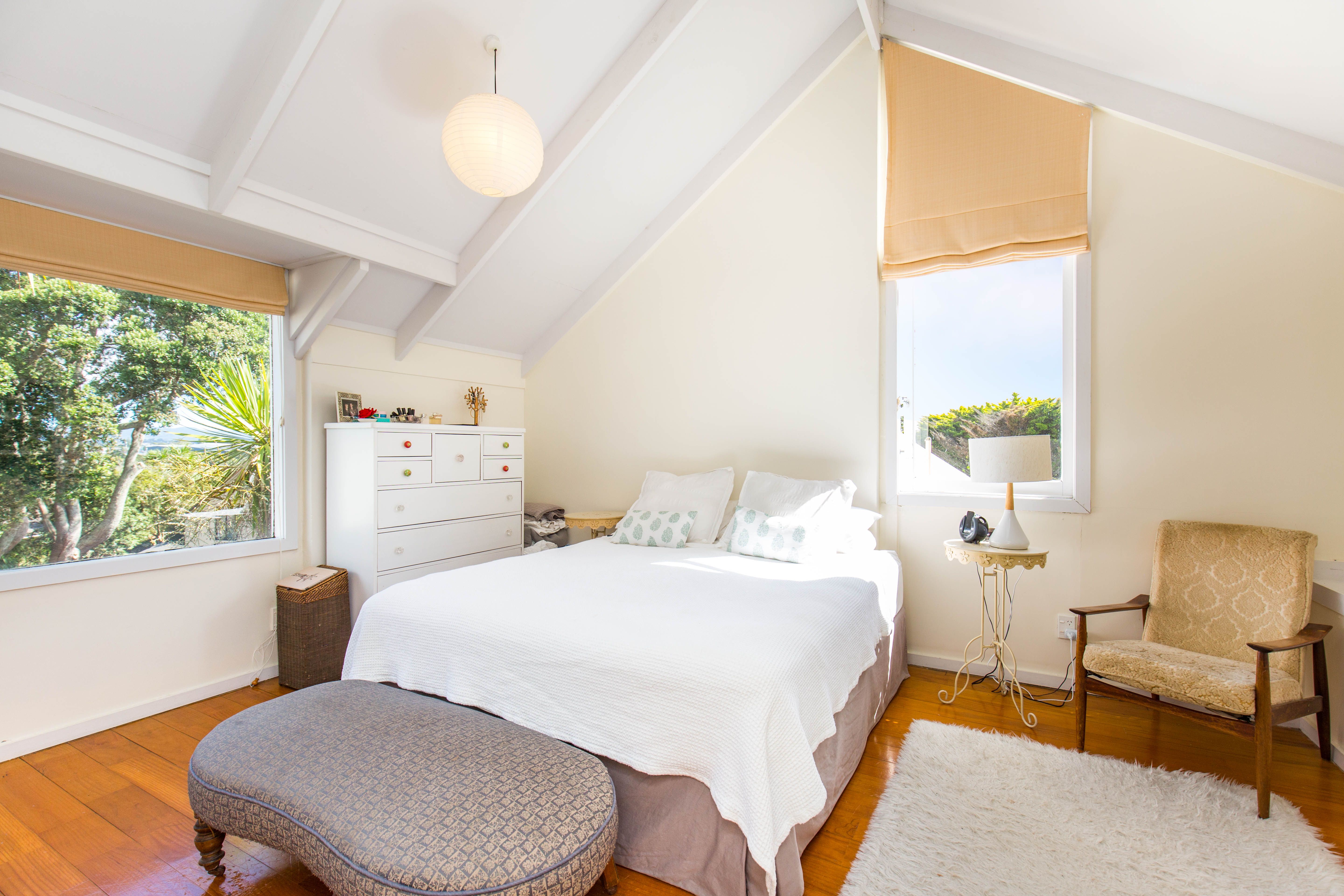 2/5 Seaside Avenue, Waterview, Auckland City