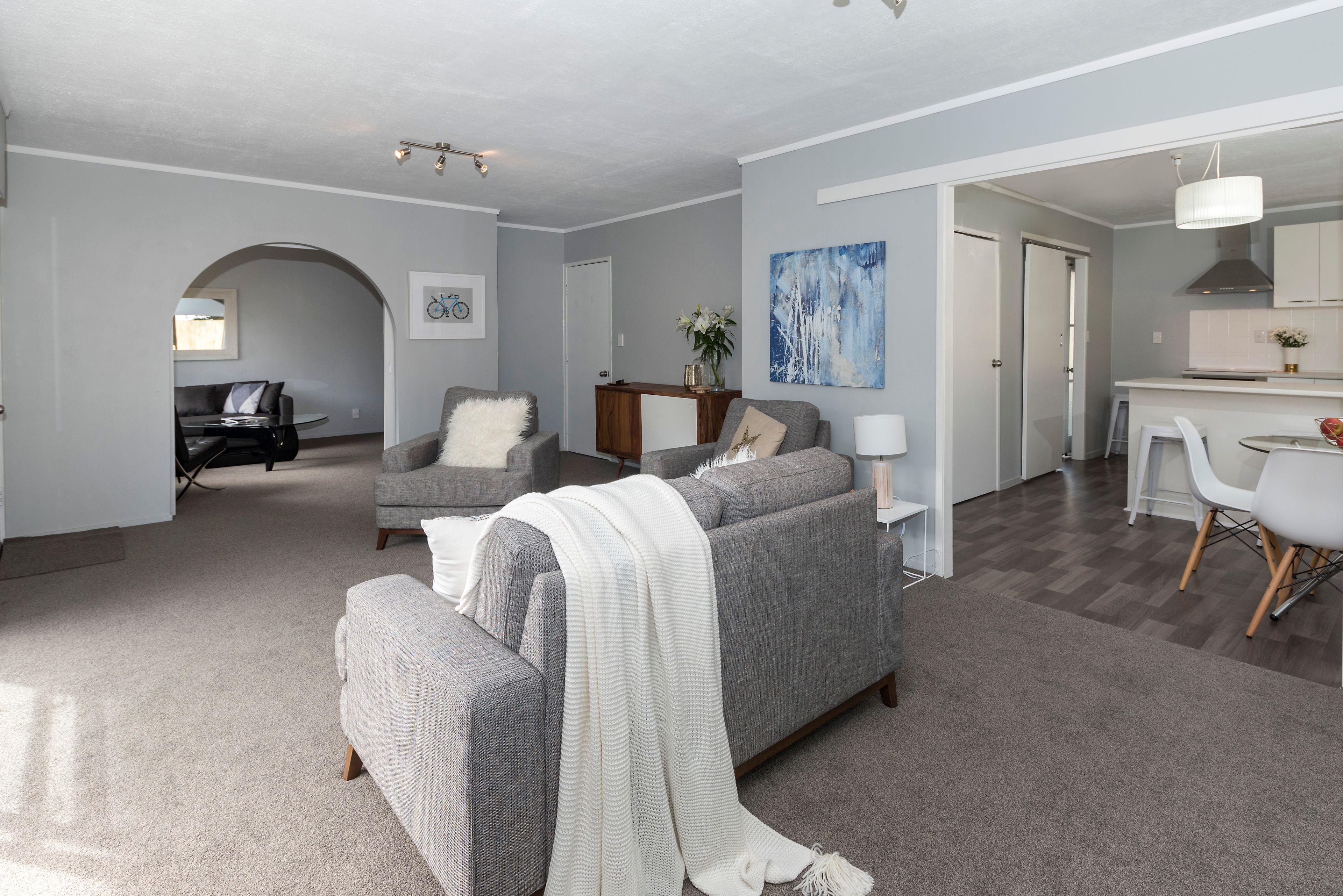2/17 Butley Drive, Farm Cove, Manukau City