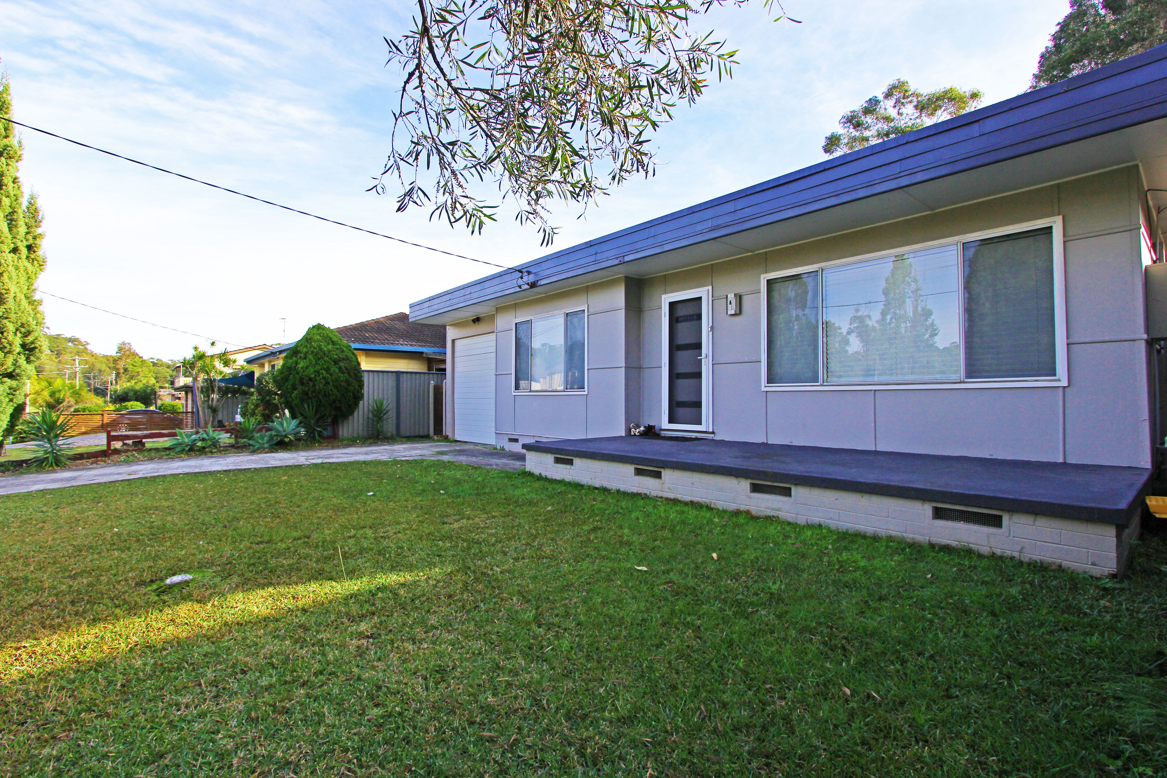 71 Albatross Road, Berkeley Vale, NSW 2261