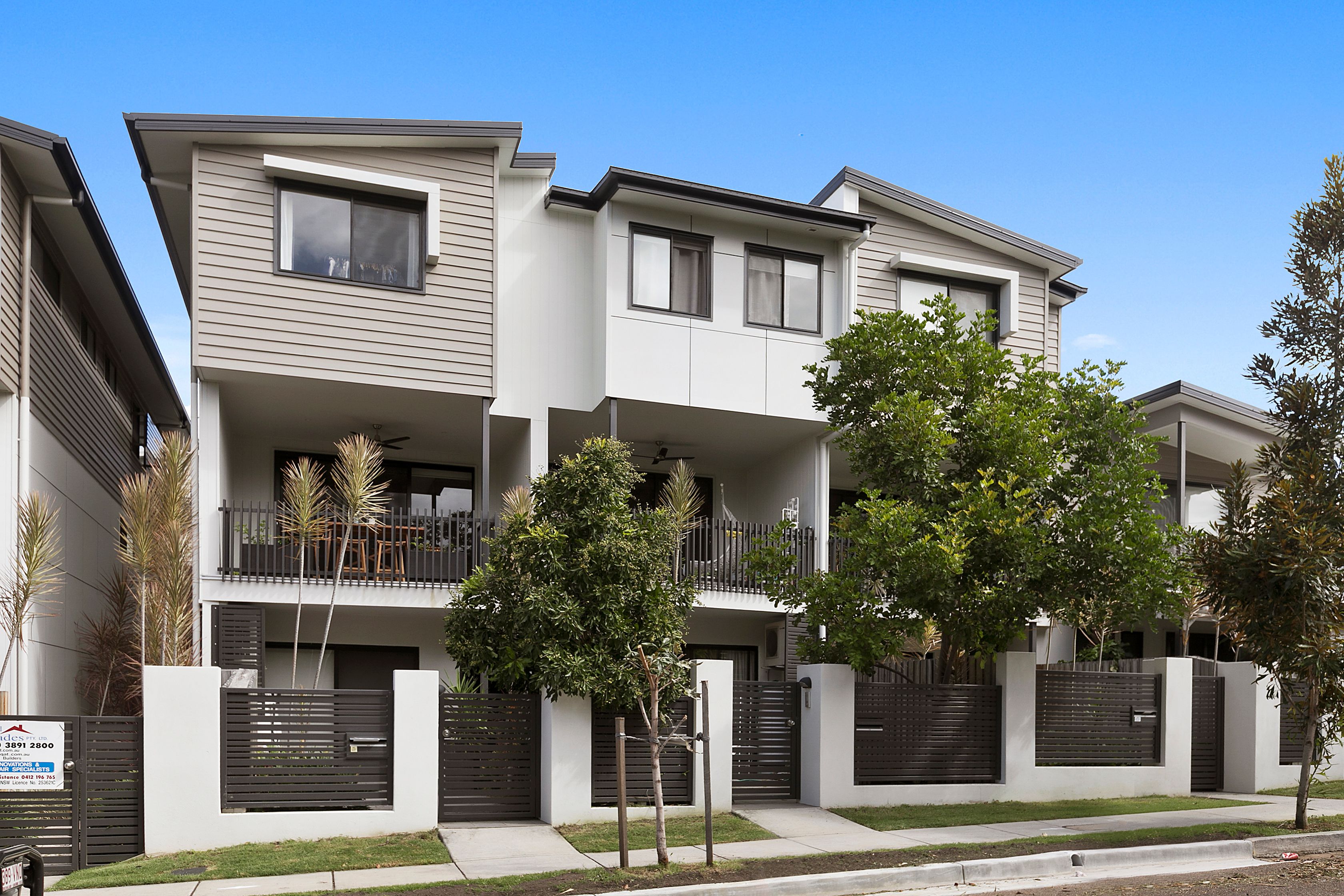 8 Clive Street, Annerley QLD 4103