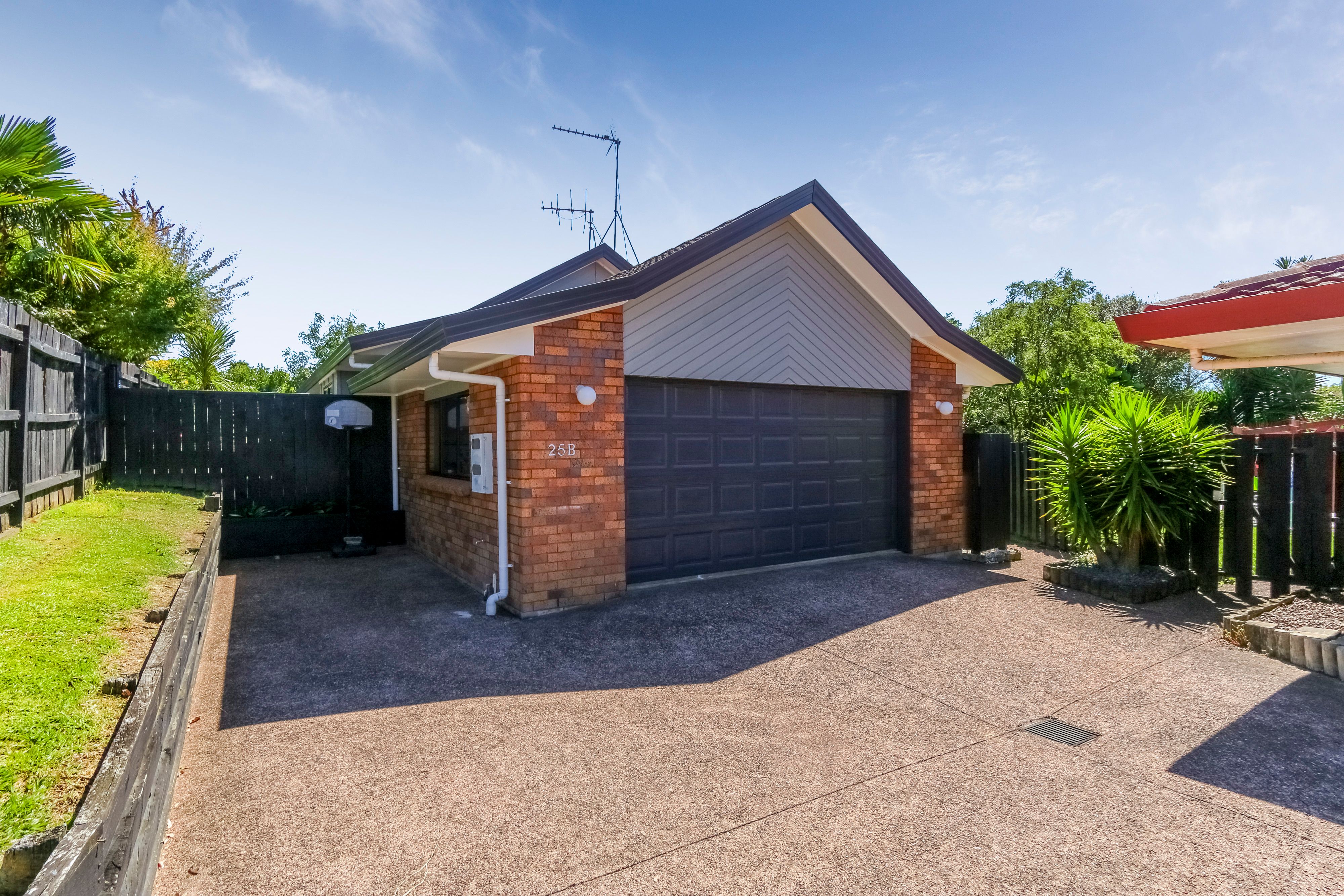 25b Booralee Avenue, Botany Downs, Manukau City