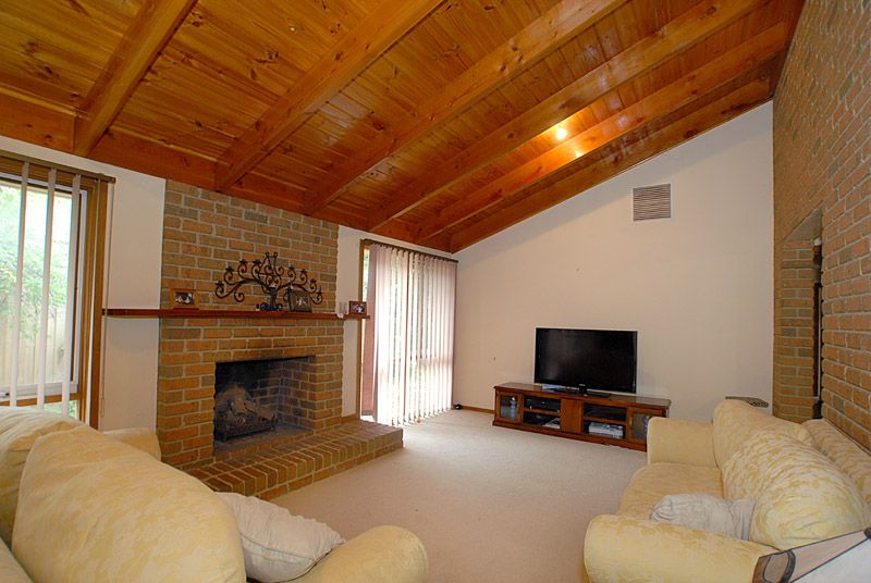 72 Segarta Circuit, Ferntree Gully, VIC 3156