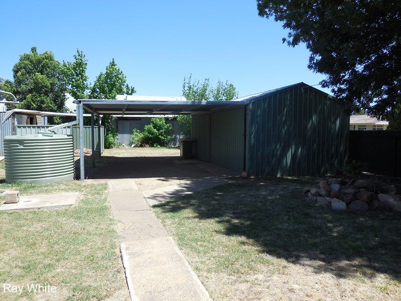 11 Oxford Street, Forbes, NSW 2871