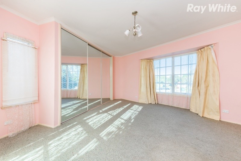 1 Coolomon Close, Wantirna South, VIC 3152