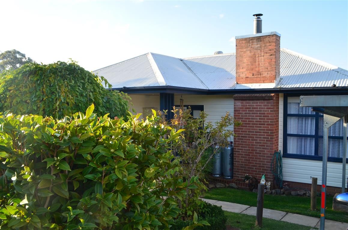51 Bartlett Street, Batlow, NSW 2730