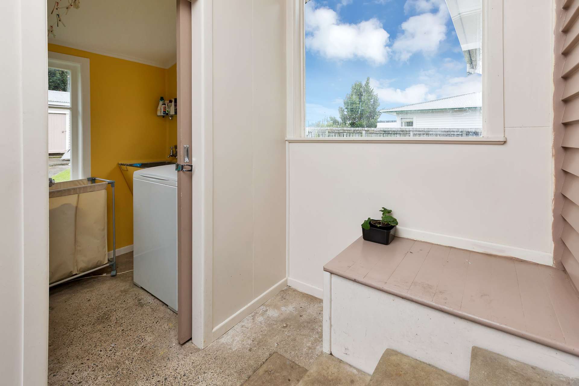 27 Otuhiwai Crescent photo 9