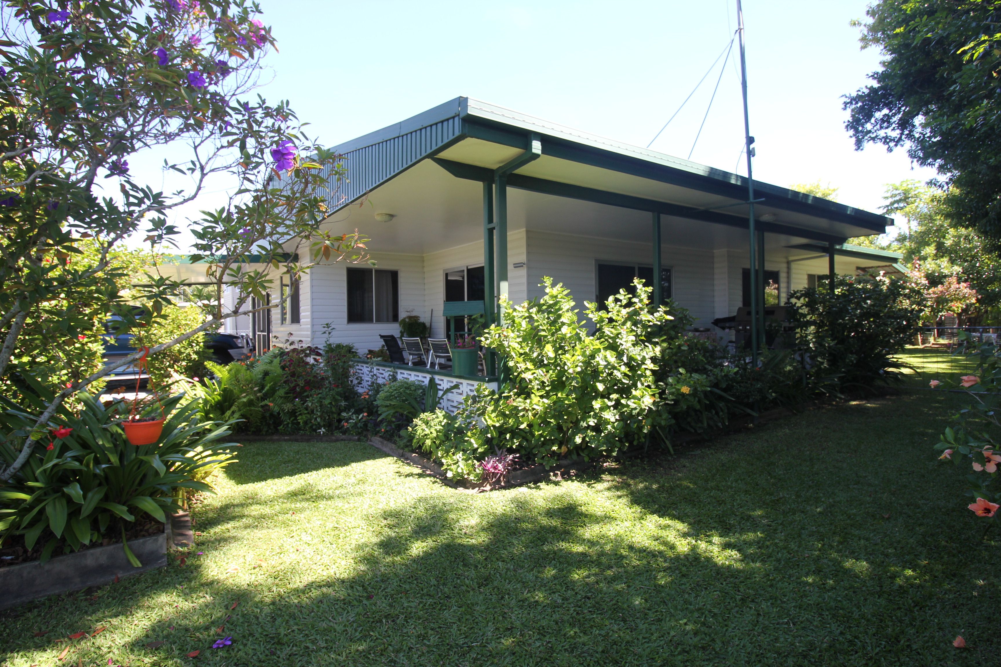 9 Chamberlain Street, Ingham QLD 4850
