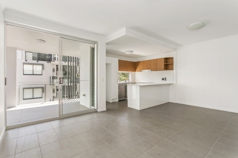301/60 Hood Street, Sherwood, QLD 4075