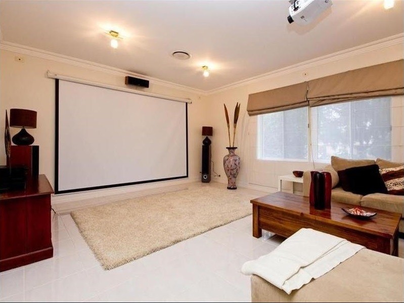 30 Clreaview Crescent, Clearview, SA 5085