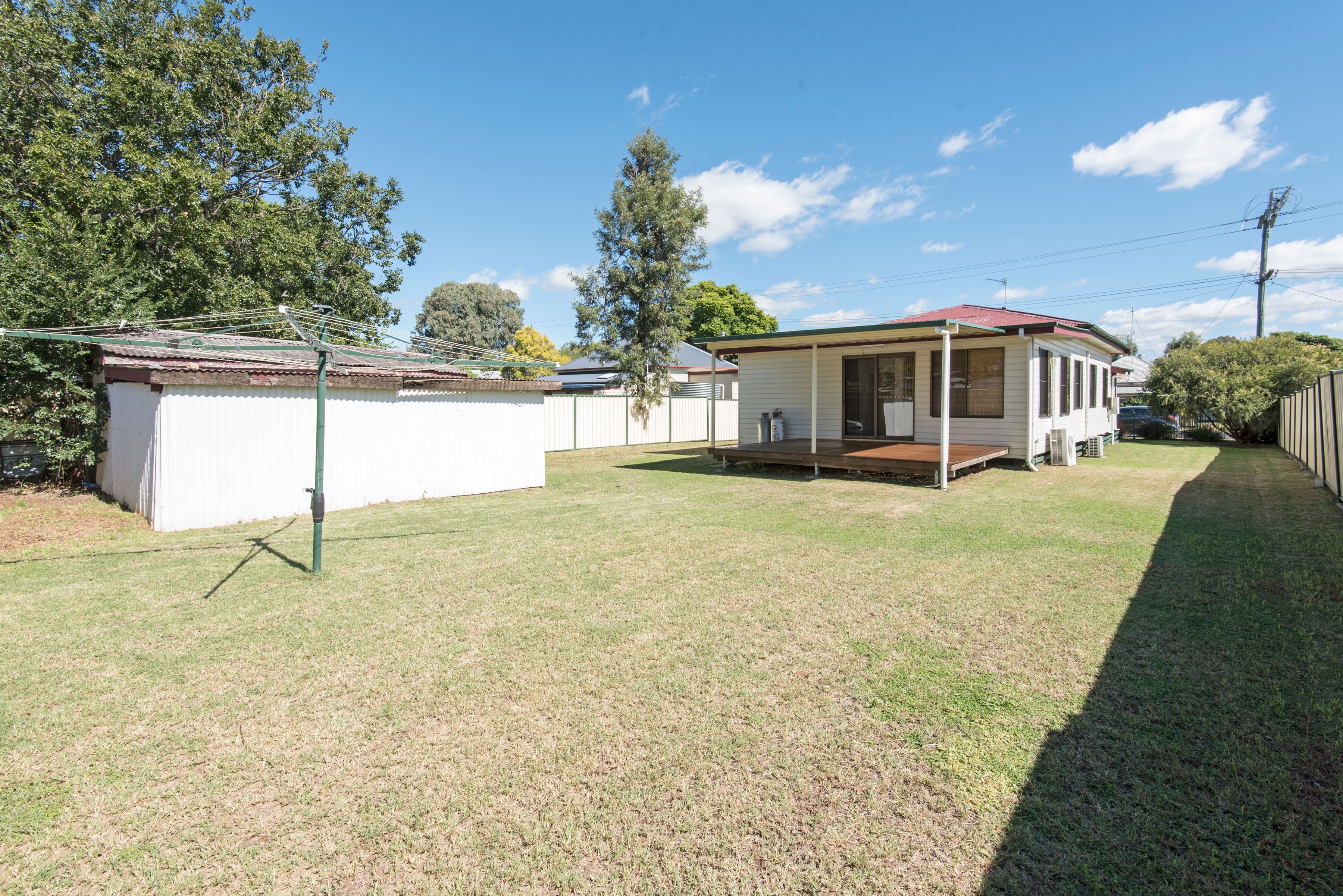 7 John Street, Oakey, QLD 4401