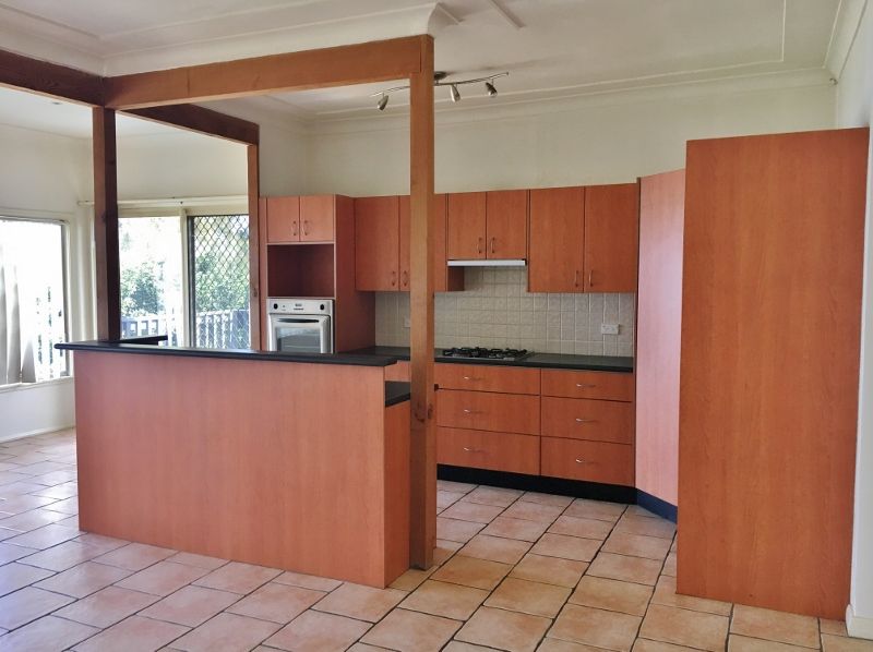 172 Scenic Drive, Budgewoi, NSW 2262