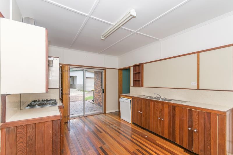 66 CANBERRRA, Ashgrove, QLD 4060