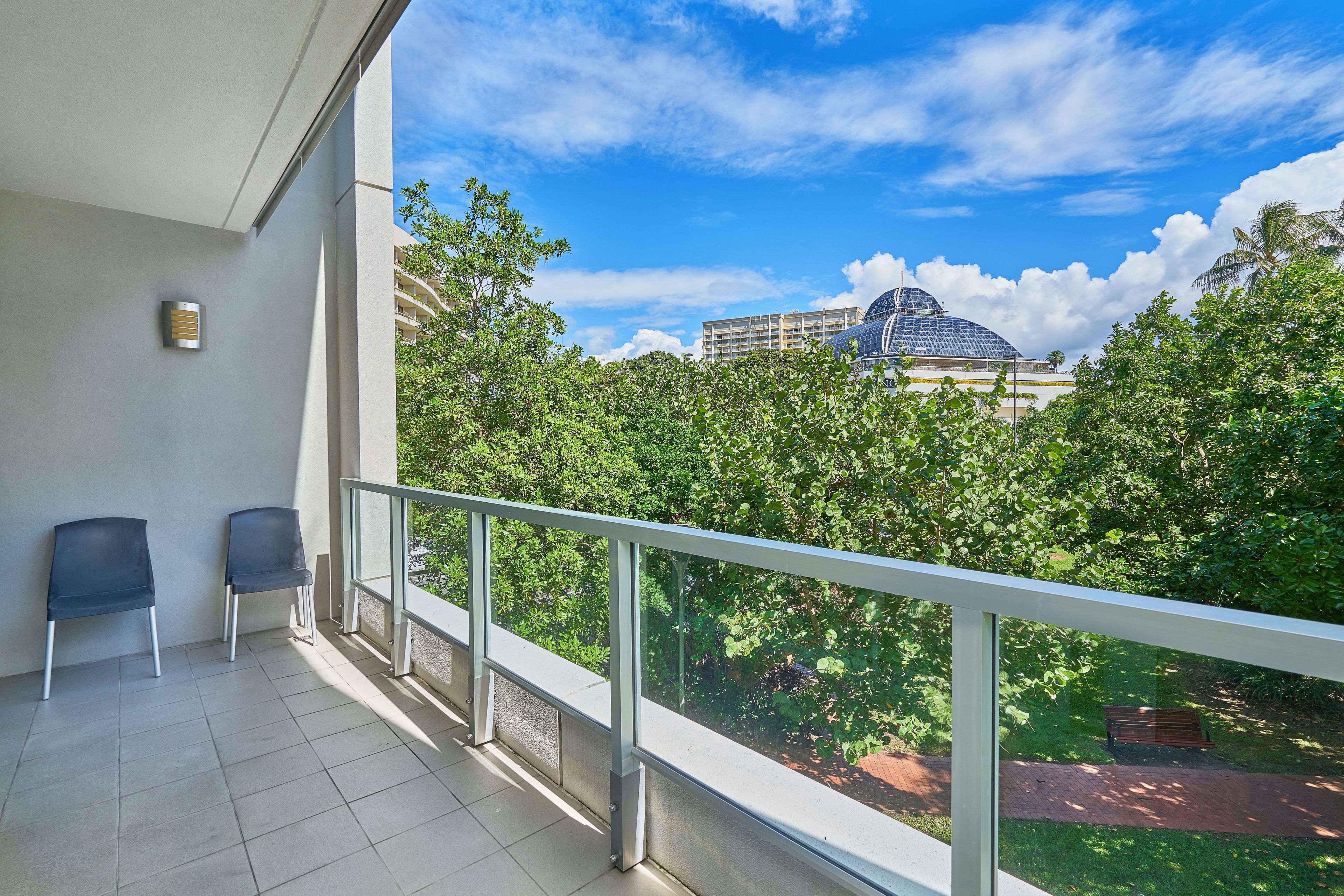 1 Marlin Parade, Cairns City QLD 4870