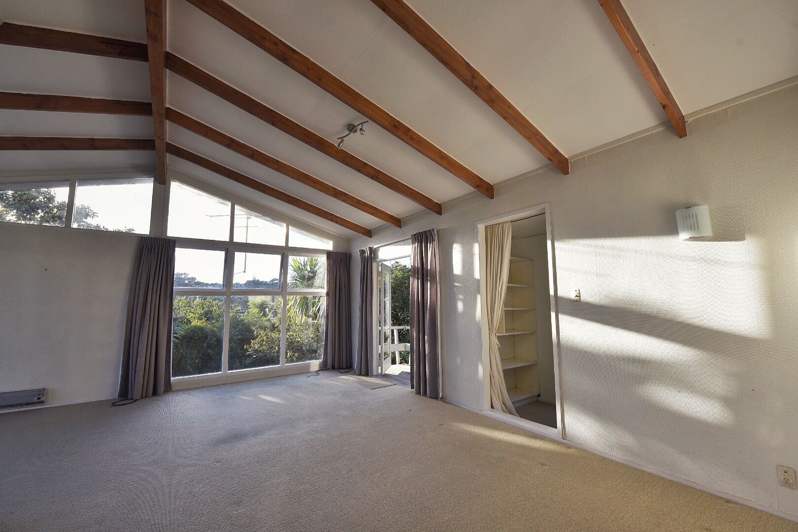 30 Wylie Avenue, Sunnynook, North Shore City