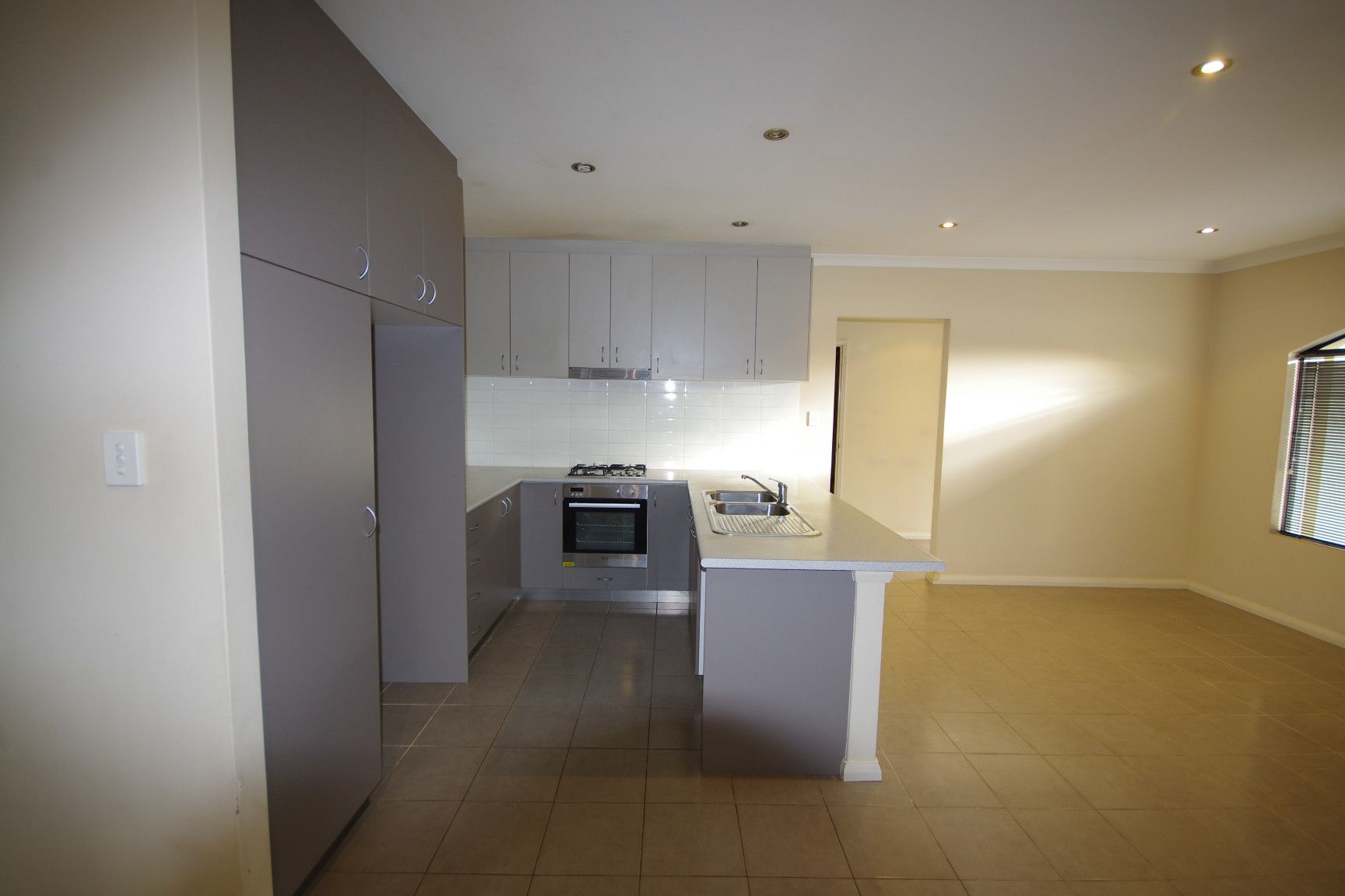 1 Gibb Crescent, Westminster, WA 6061