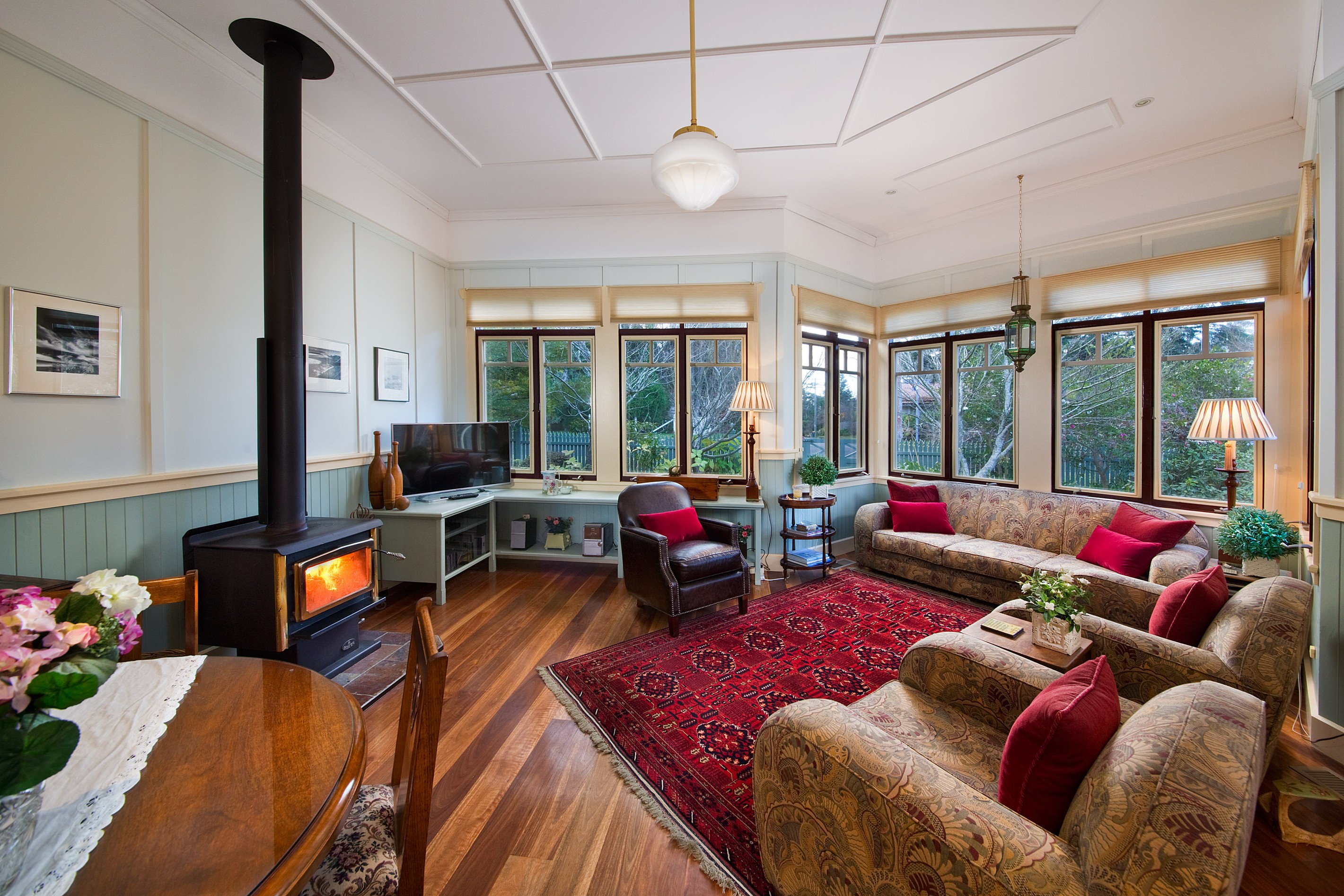 2 Bell Street, Blackheath, NSW 2785