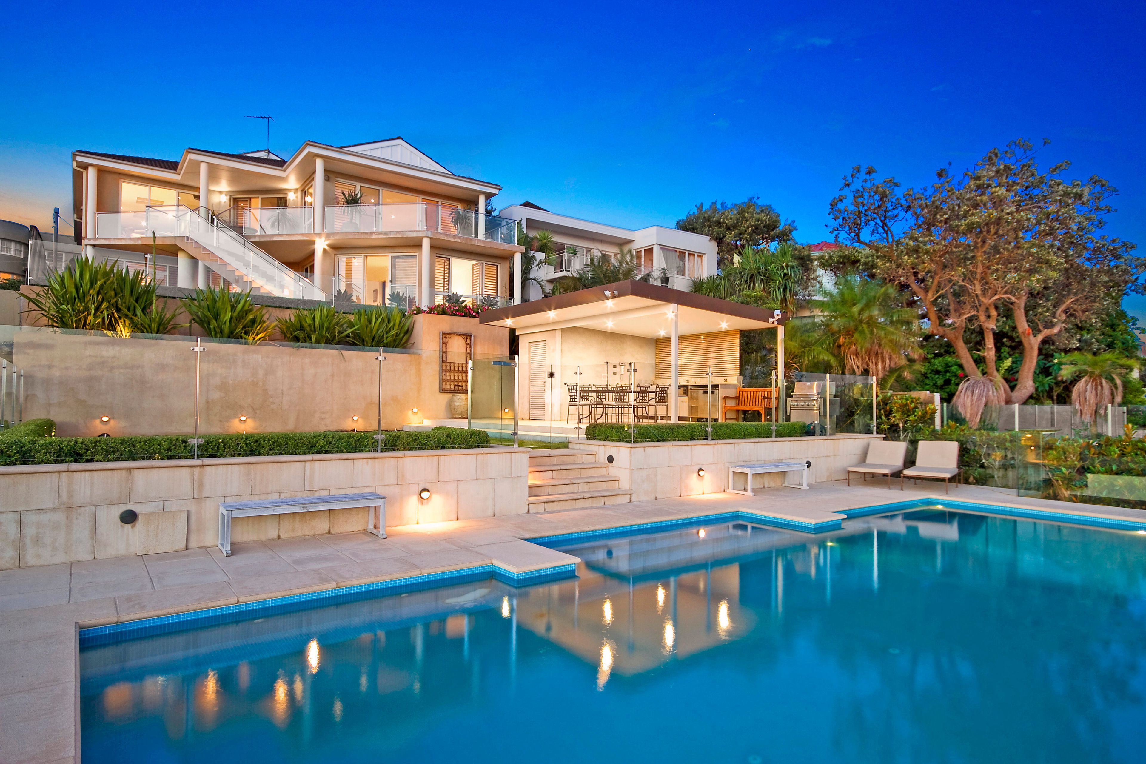 12 Loombah Road