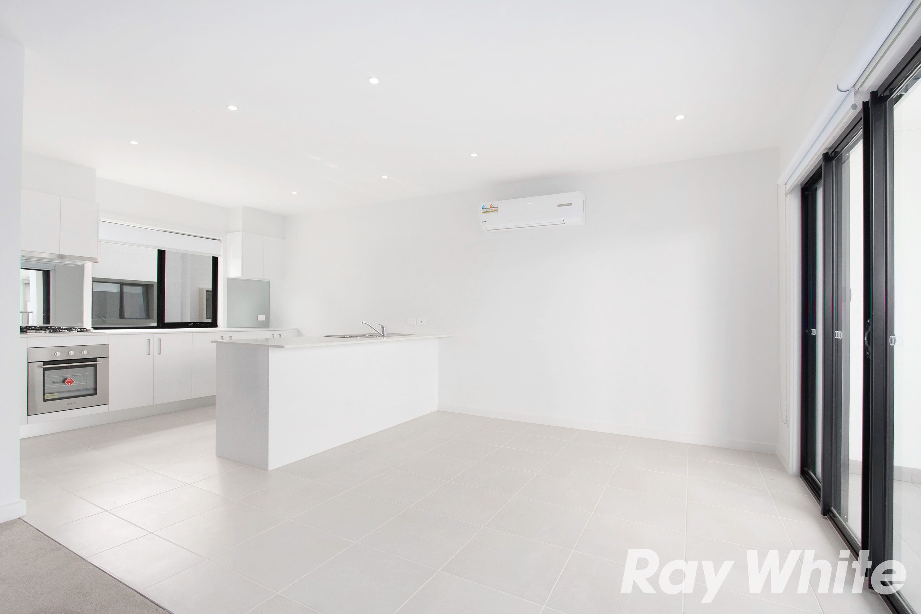 22/17 Edgeware Close, Pakenham, VIC 3810
