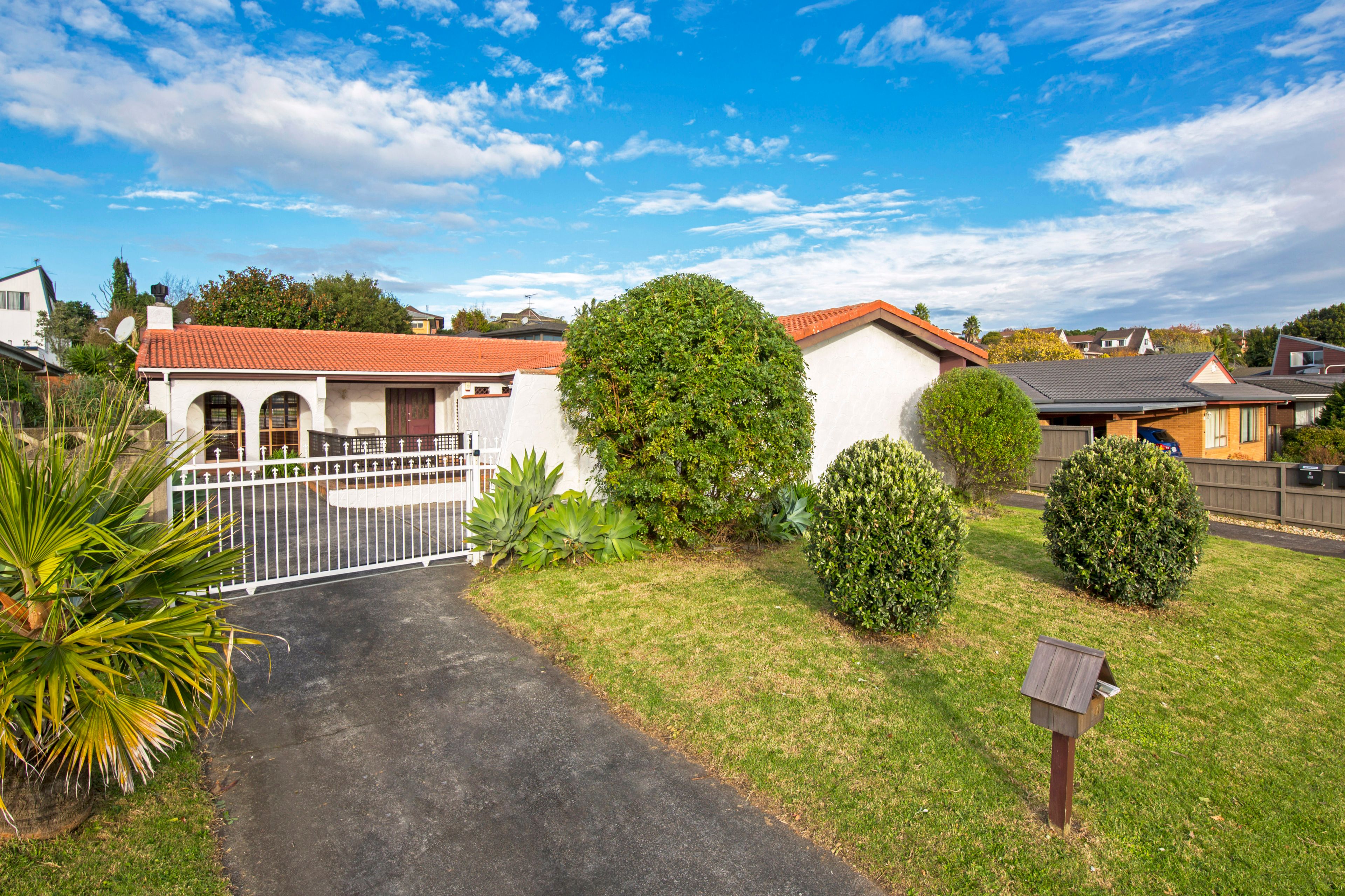 120 Prince Regent Drive, Half Moon Bay, Manukau City