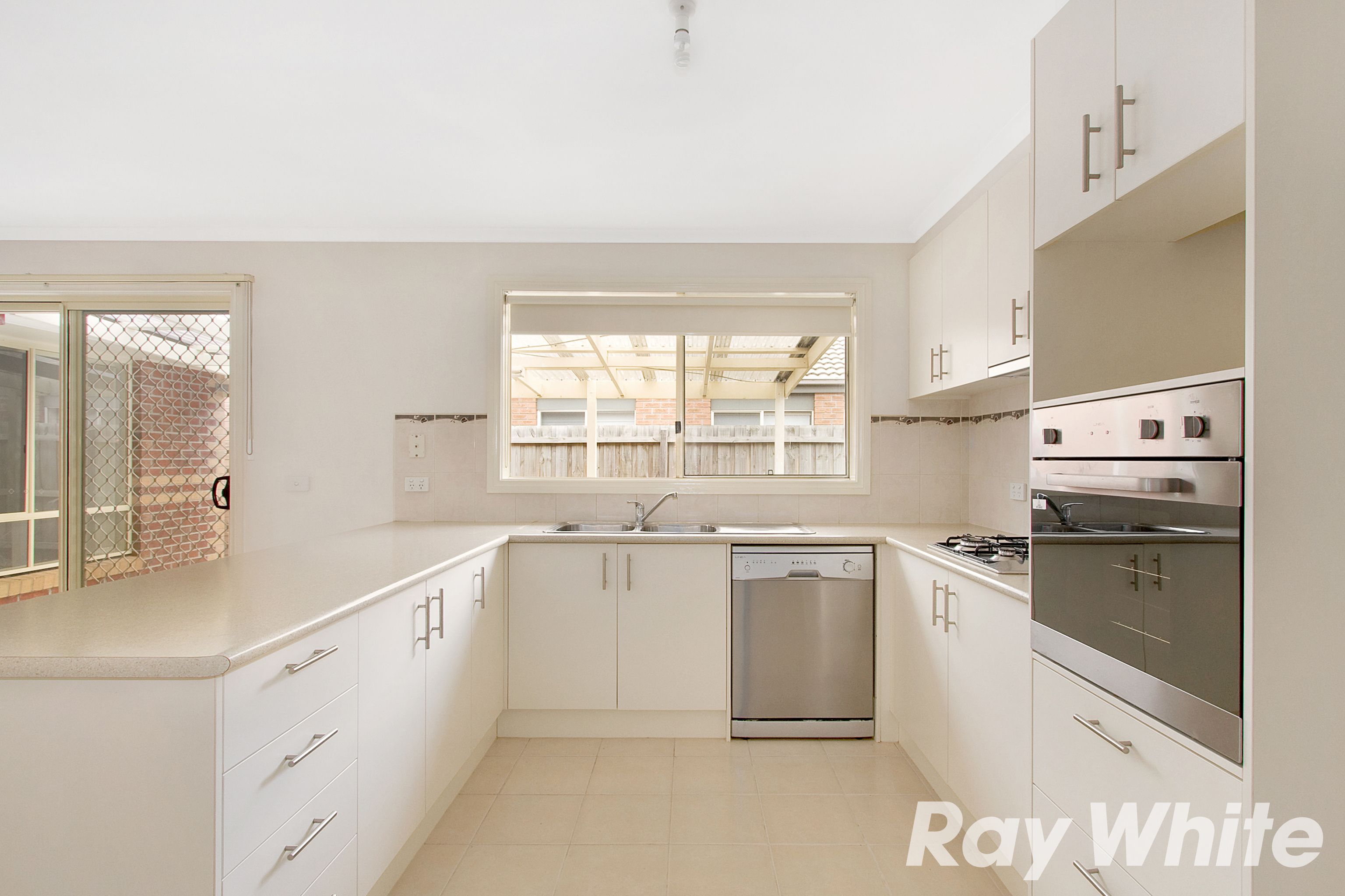 40 Webster Way, Pakenham, VIC 3810