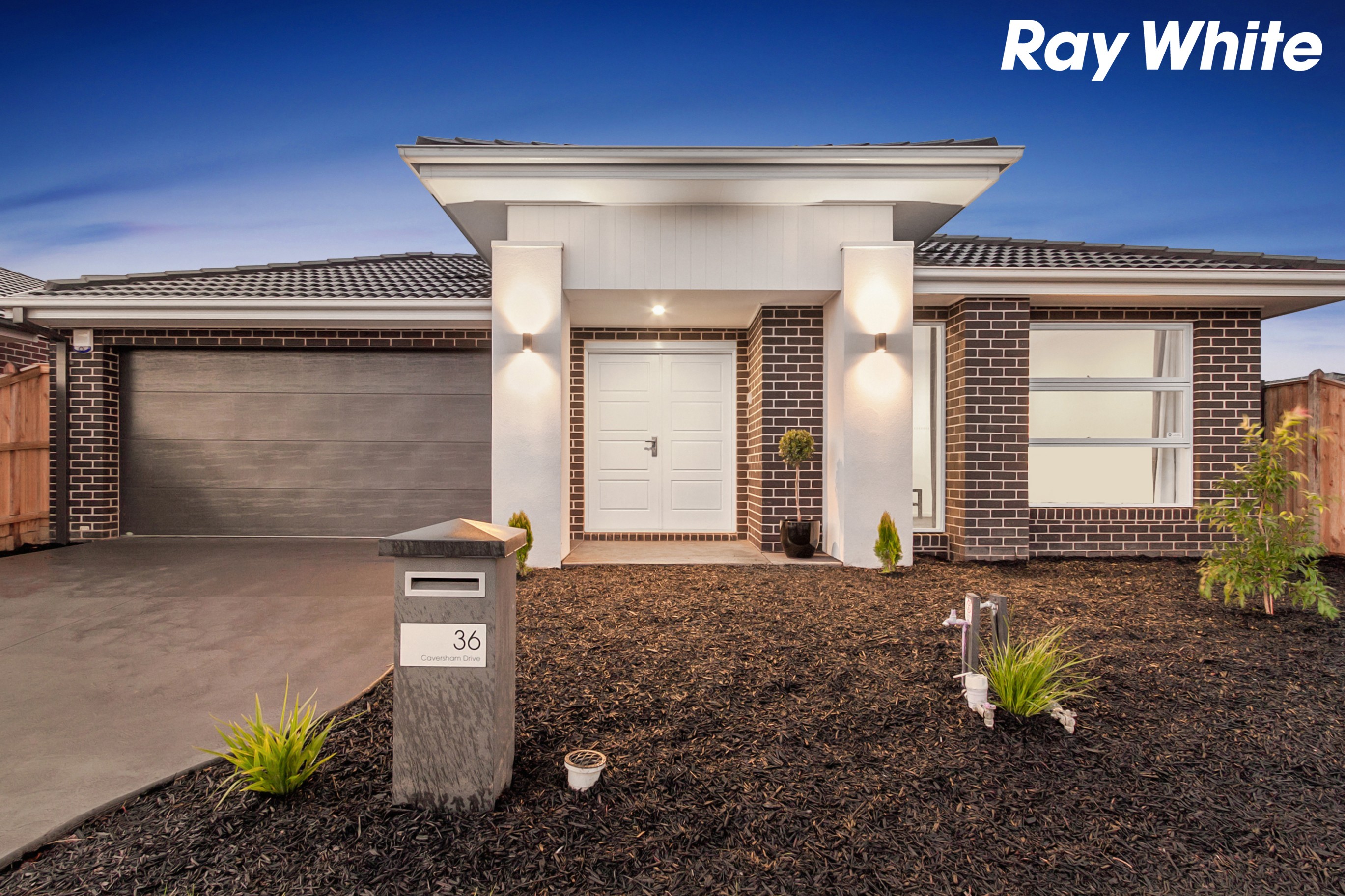 36 Caversham Drive, Pakenham, VIC 3810
