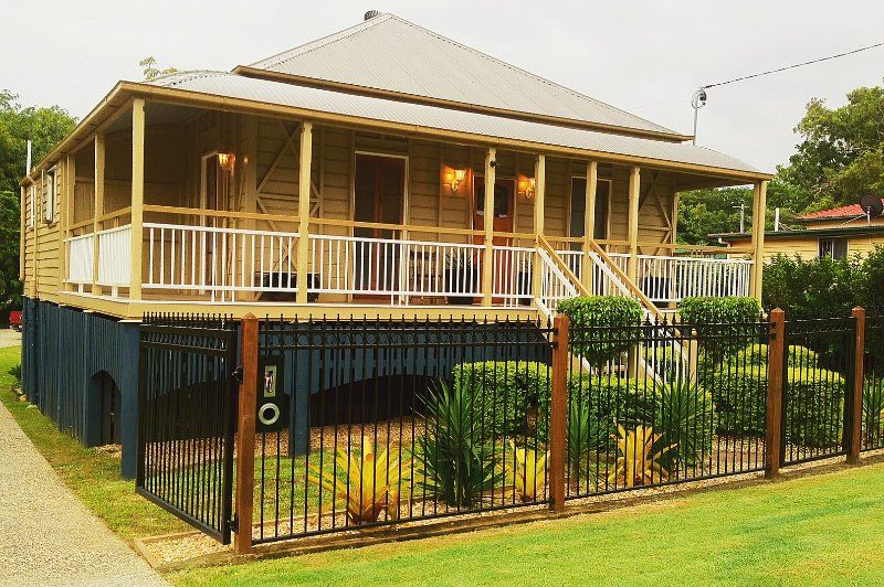 123 Whitehill Road, Eastern Heights, QLD 4305
