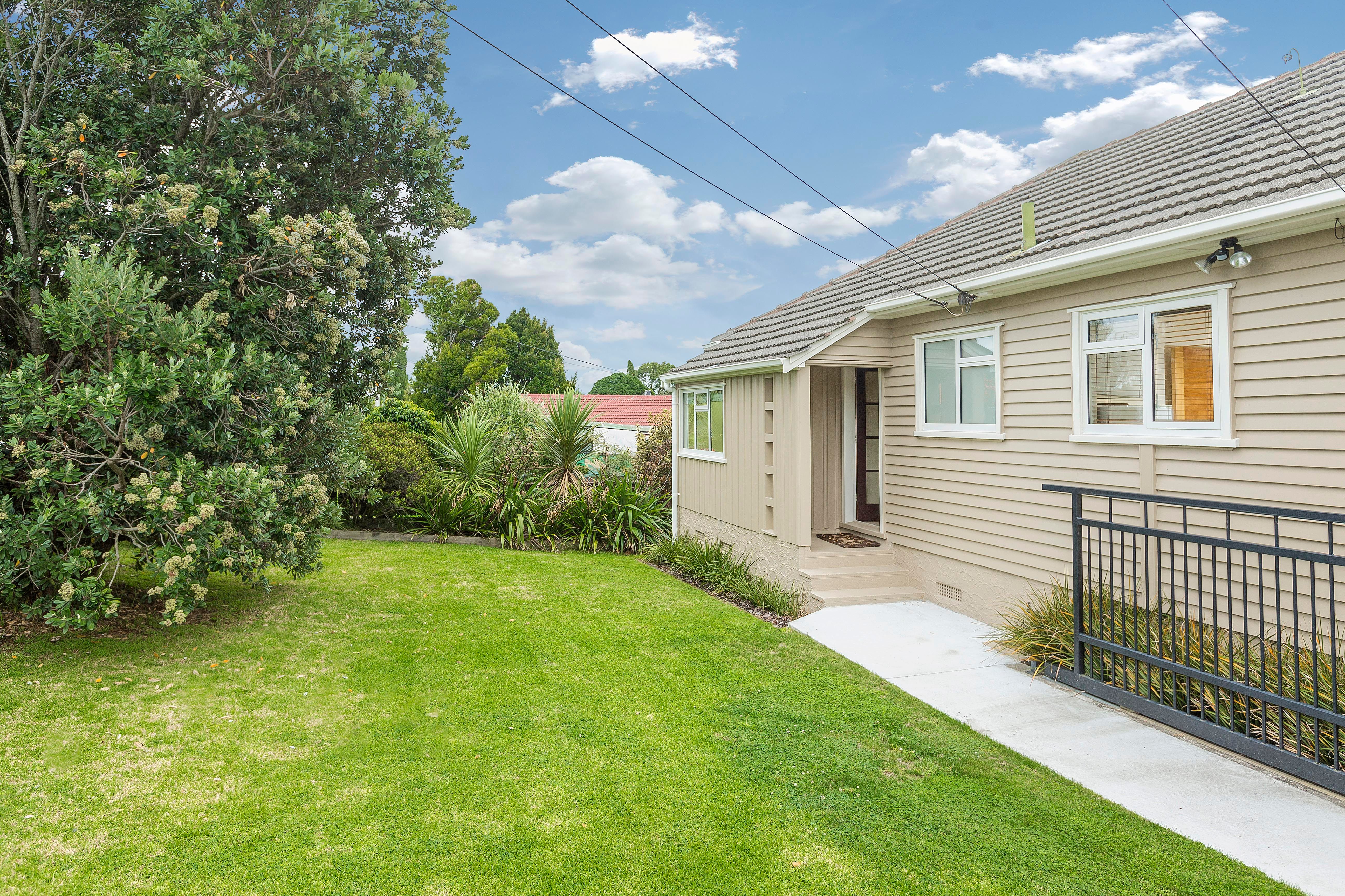 17 Court Crescent, Panmure, Auckland City
