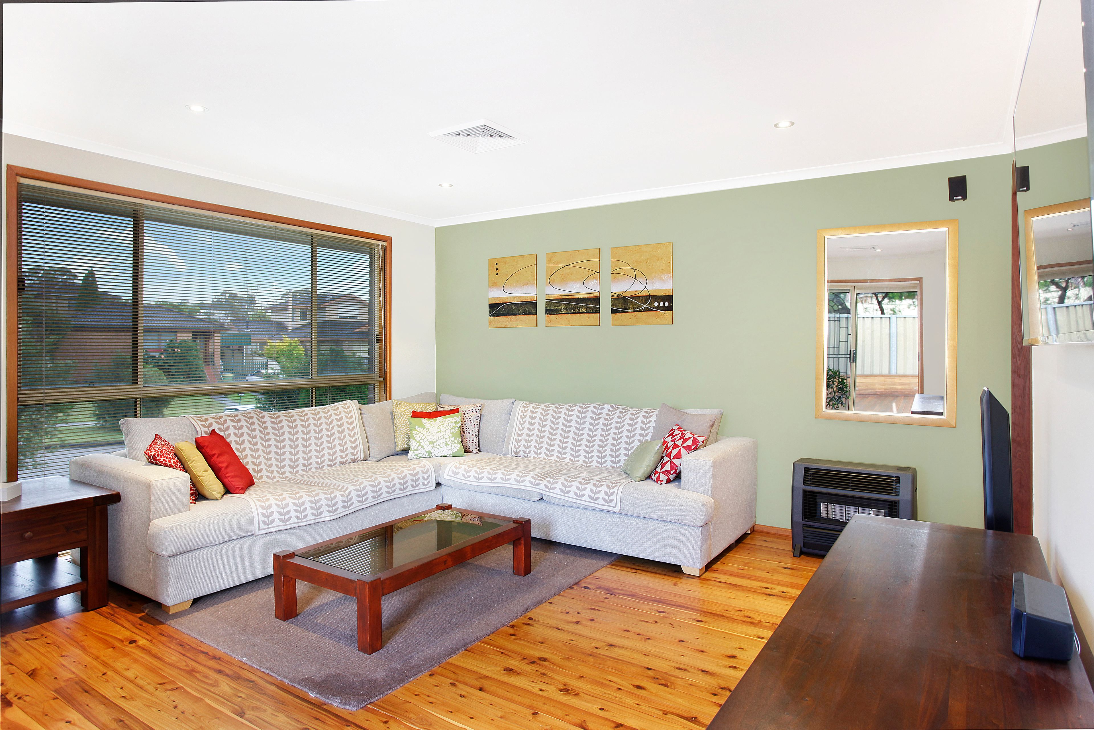 26 Bougainville Avenue, Bossley Park, NSW 2176