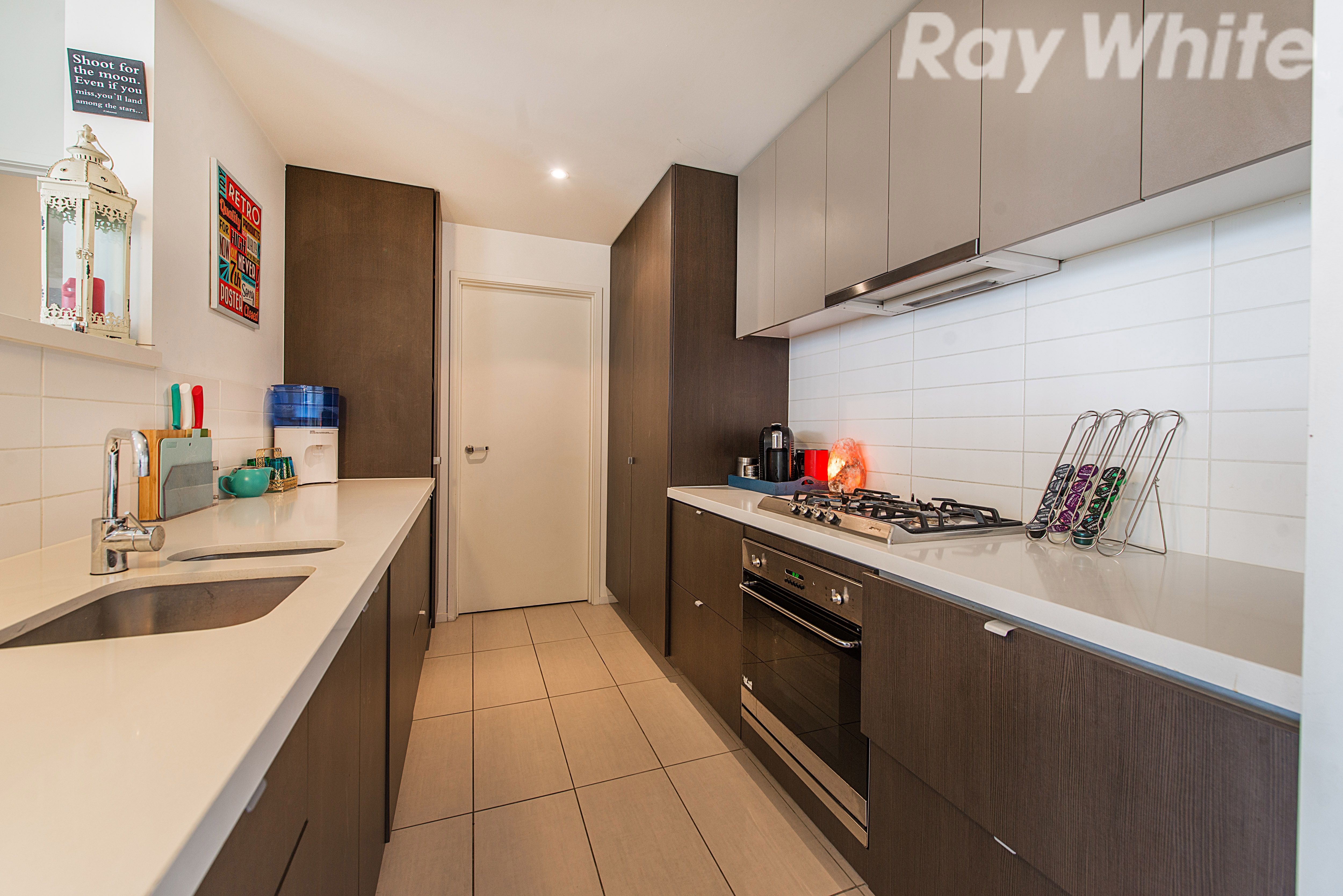 302/337 Stud Road, Wantirna South, VIC 3152