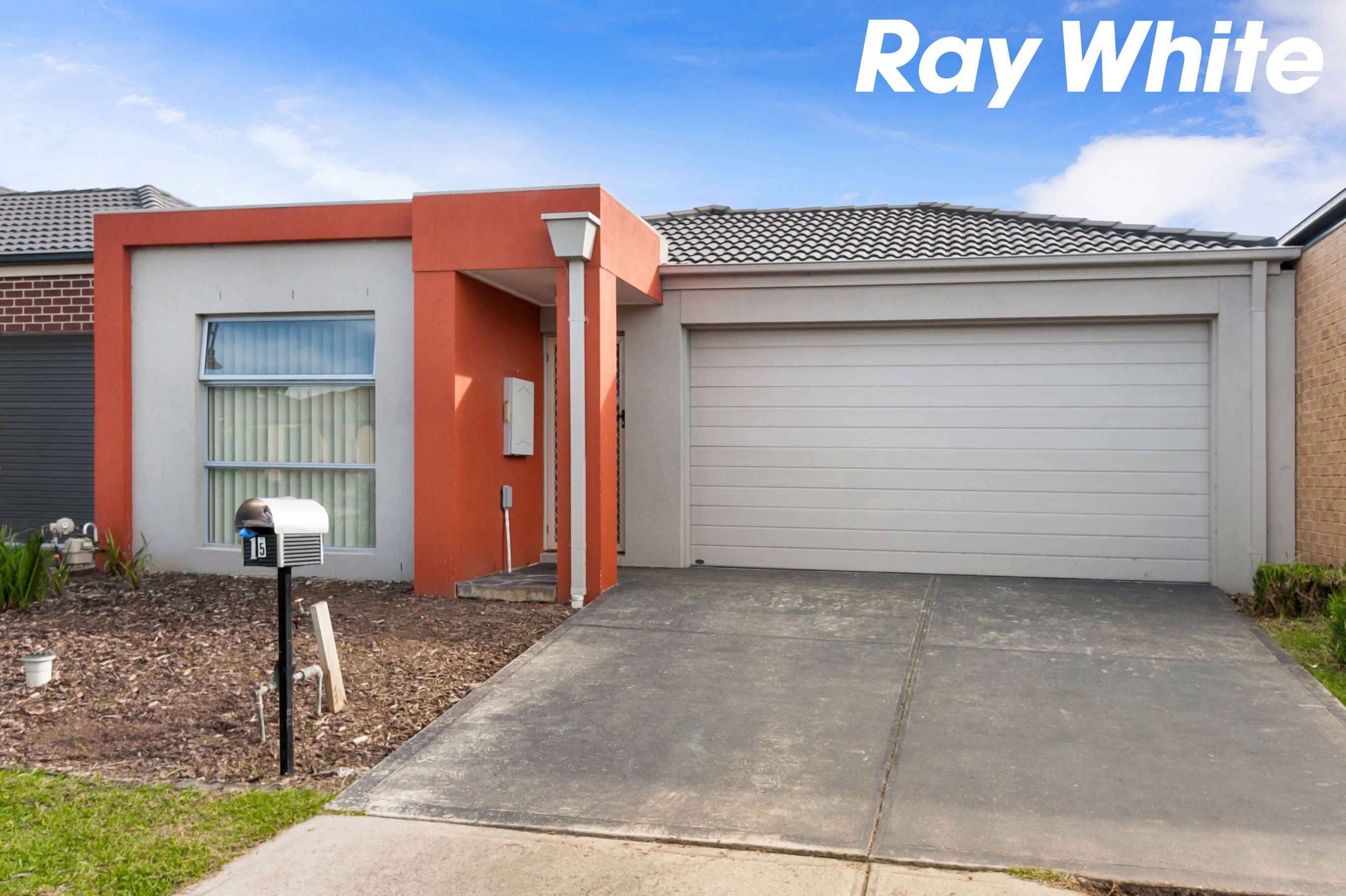 15 Field Street, Pakenham, VIC 3810