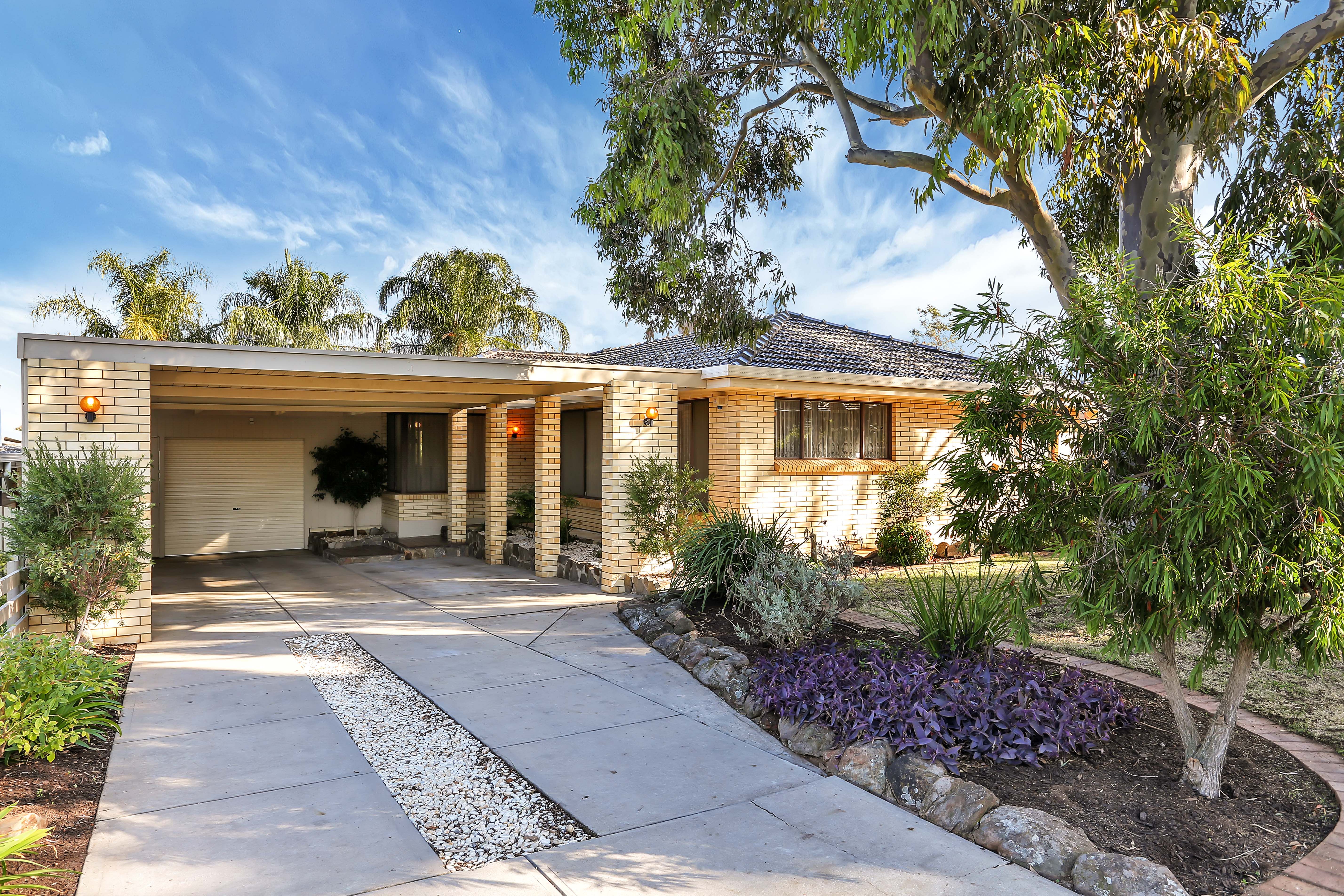 9 York Street, Valley View SA 5093