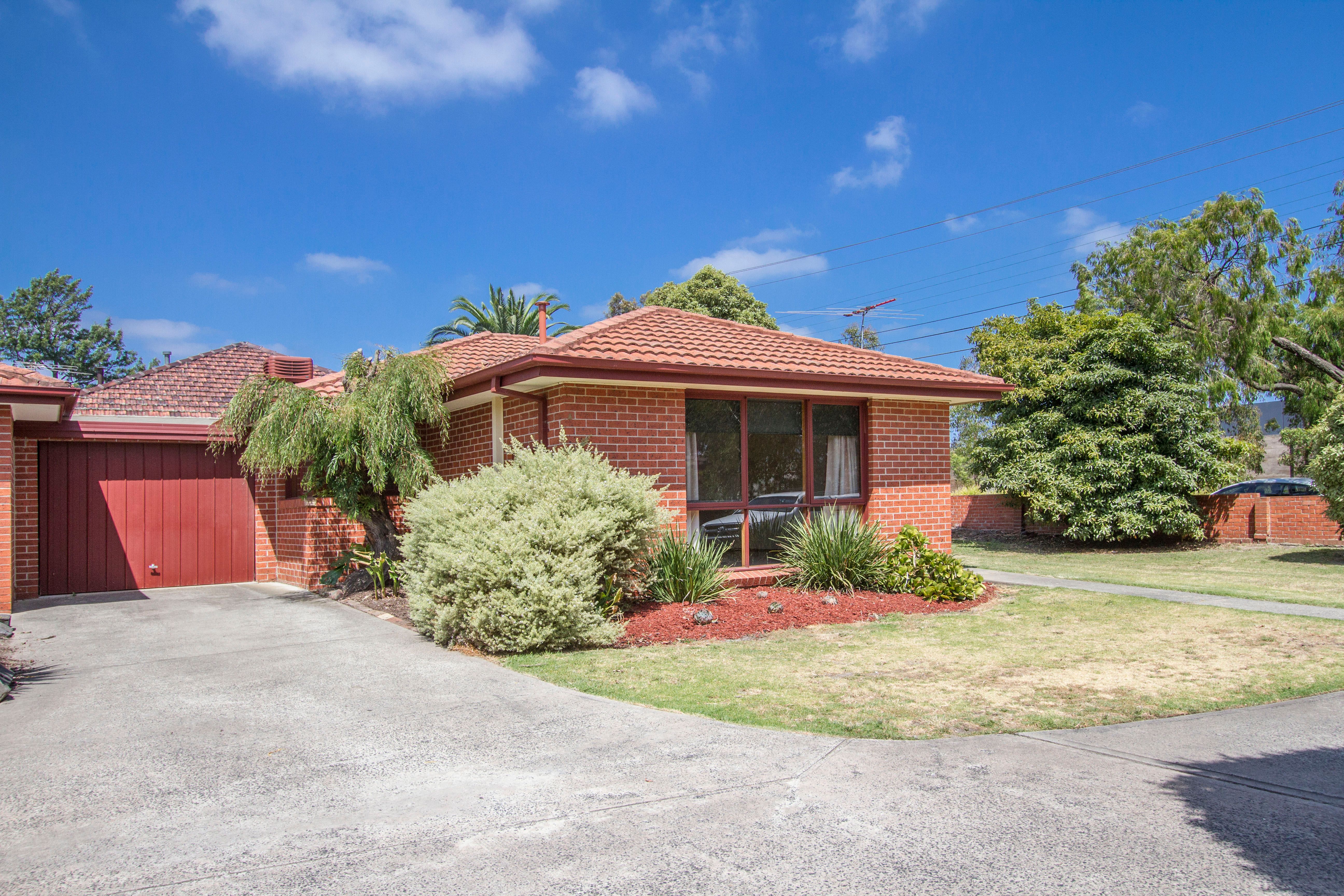 29 Deane Street, Frankston VIC 3199