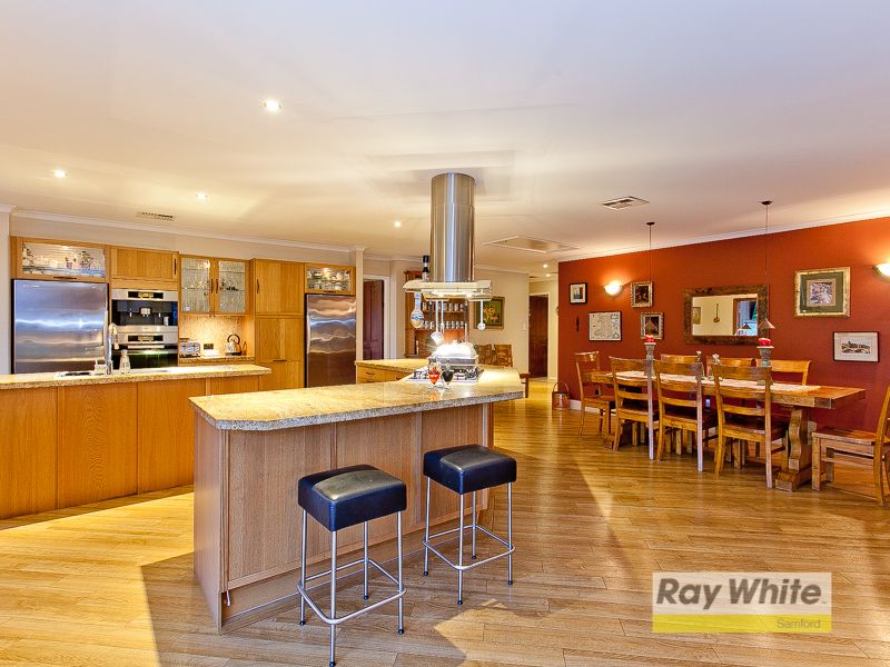 7 Serendipity Drive, Samford Valley, QLD 4520