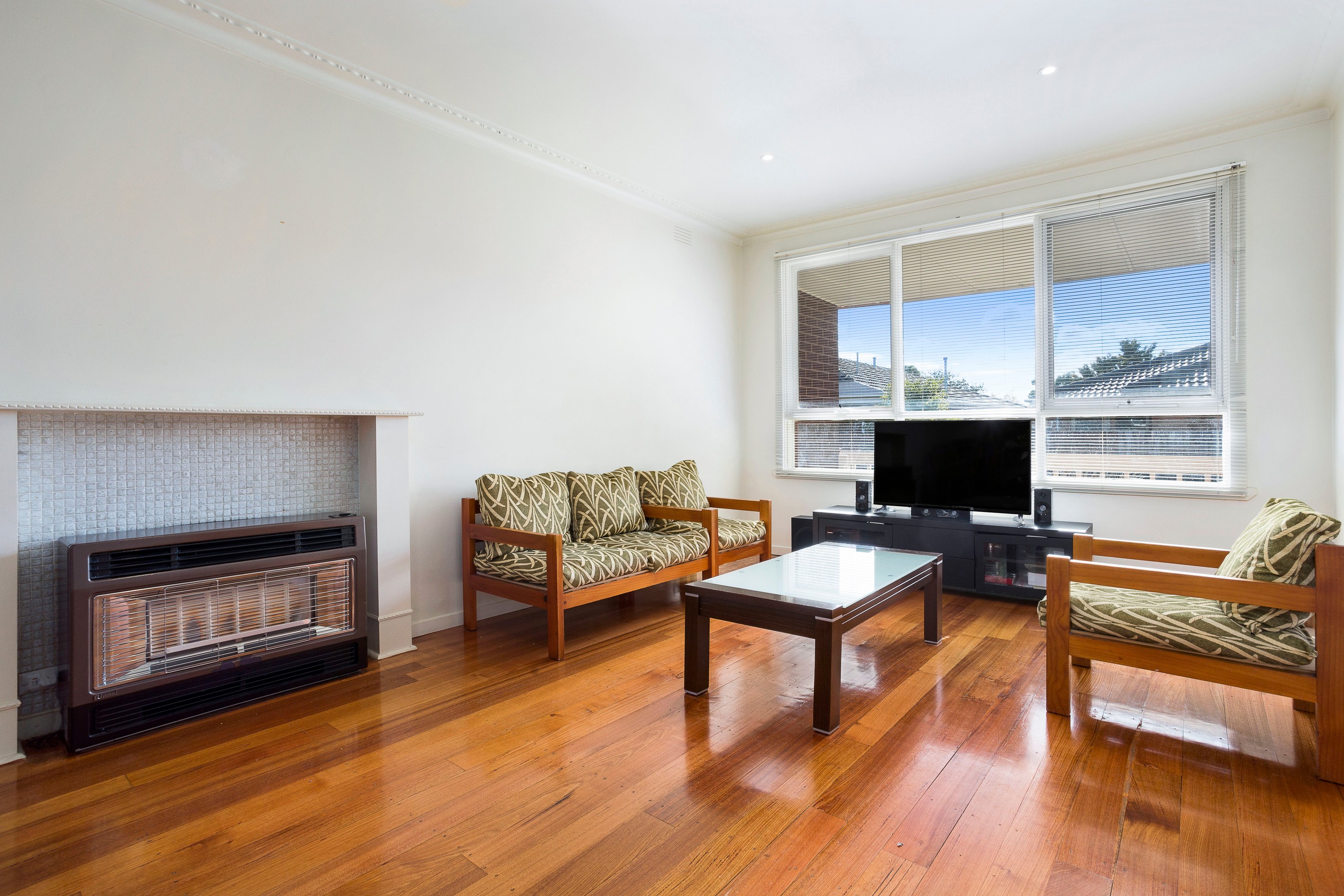 2/300 Huntingdale Road, Mount Waverley, VIC 3149