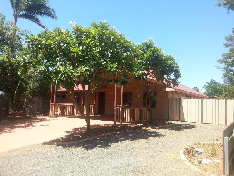 11 Buchanan Circuit, Baynton, WA 6714
