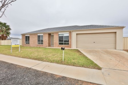 2 Immacolata Rise, Red Cliffs, VIC 3496