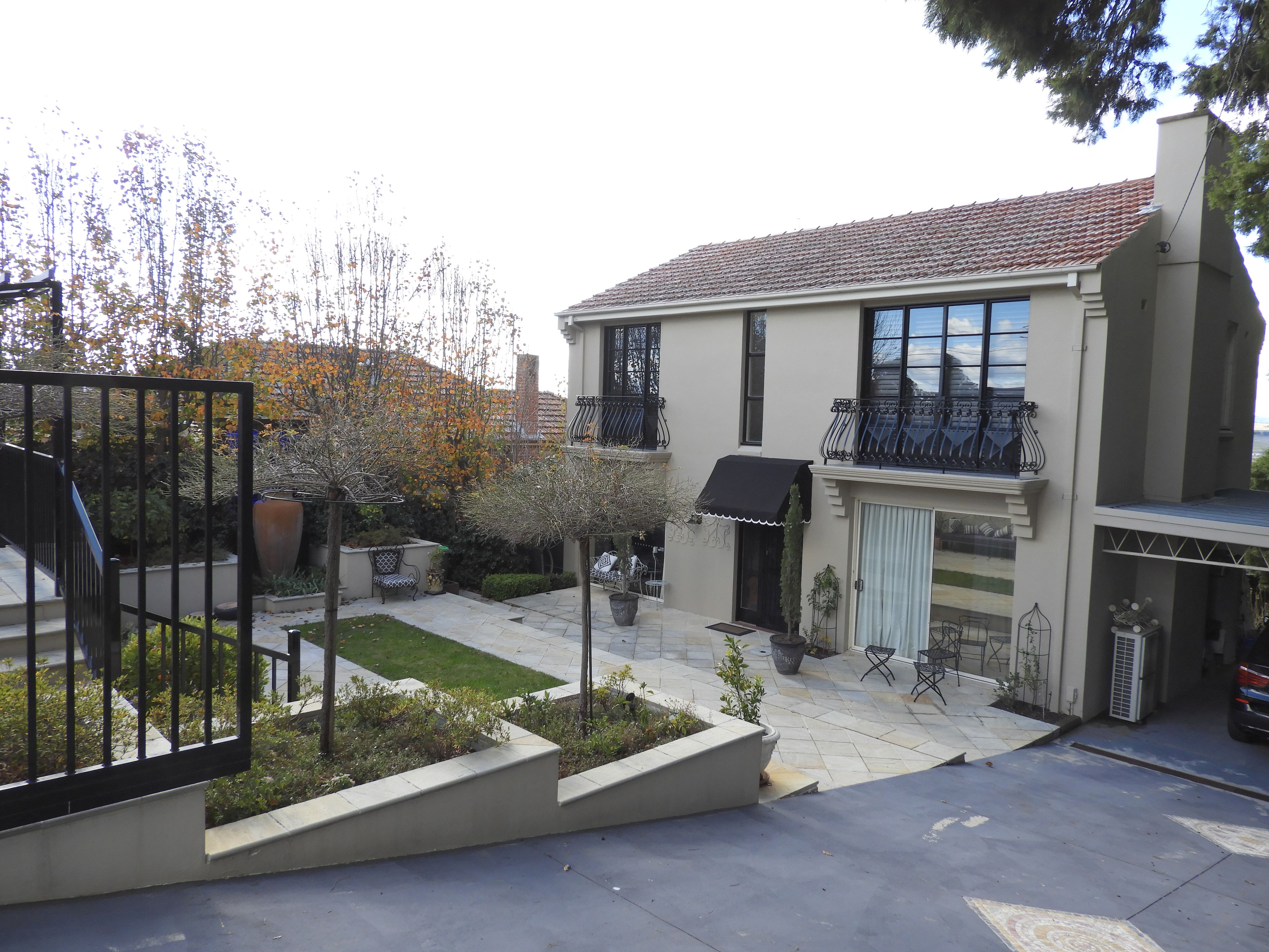 281 Keppel Street