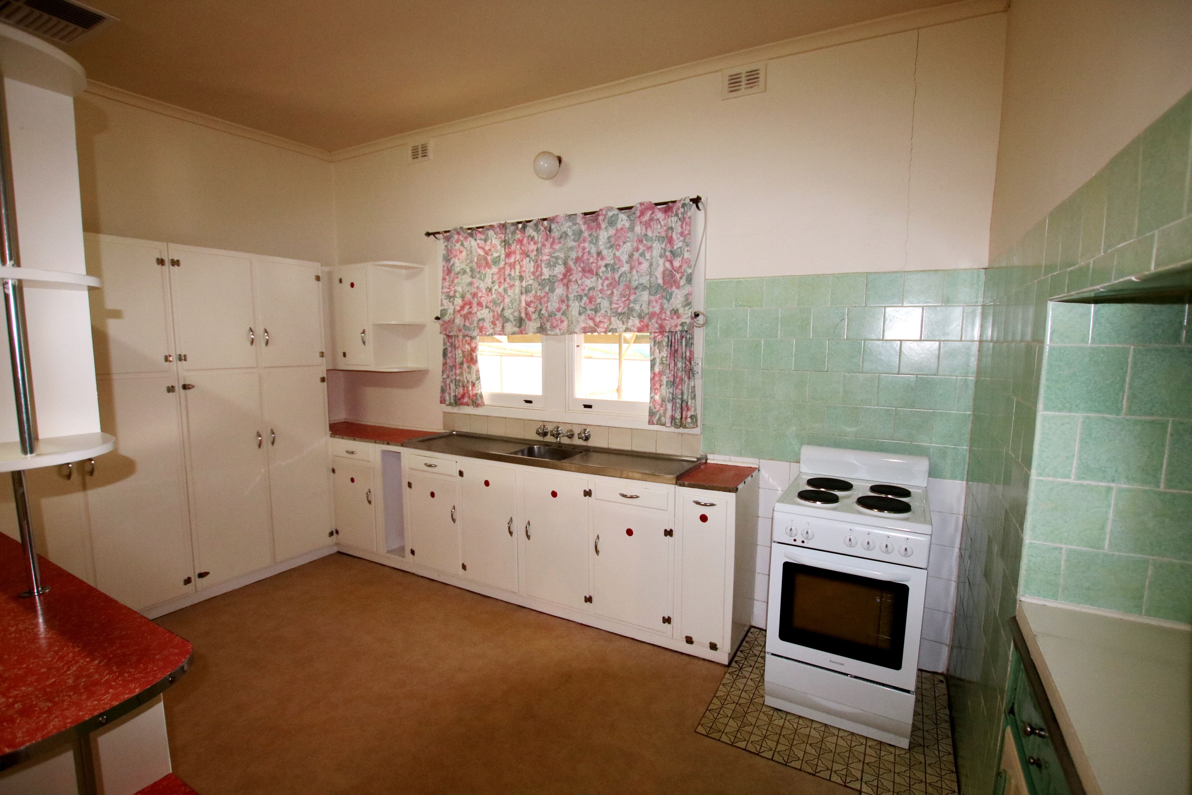42 Dolan Street, Kingston On Murray, SA 5331