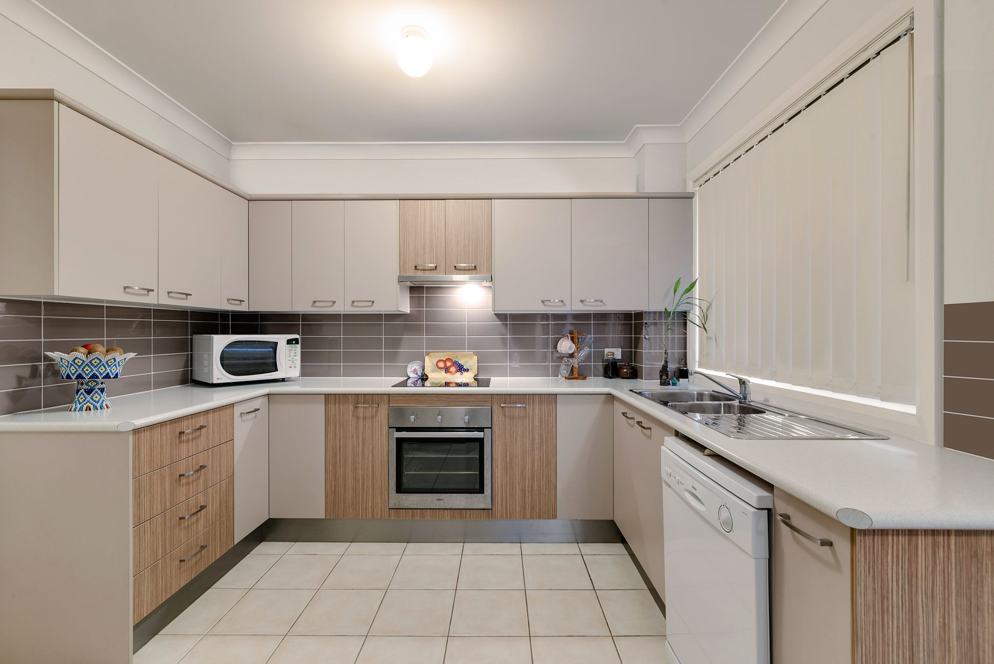 Campbelltown, NSW 2560