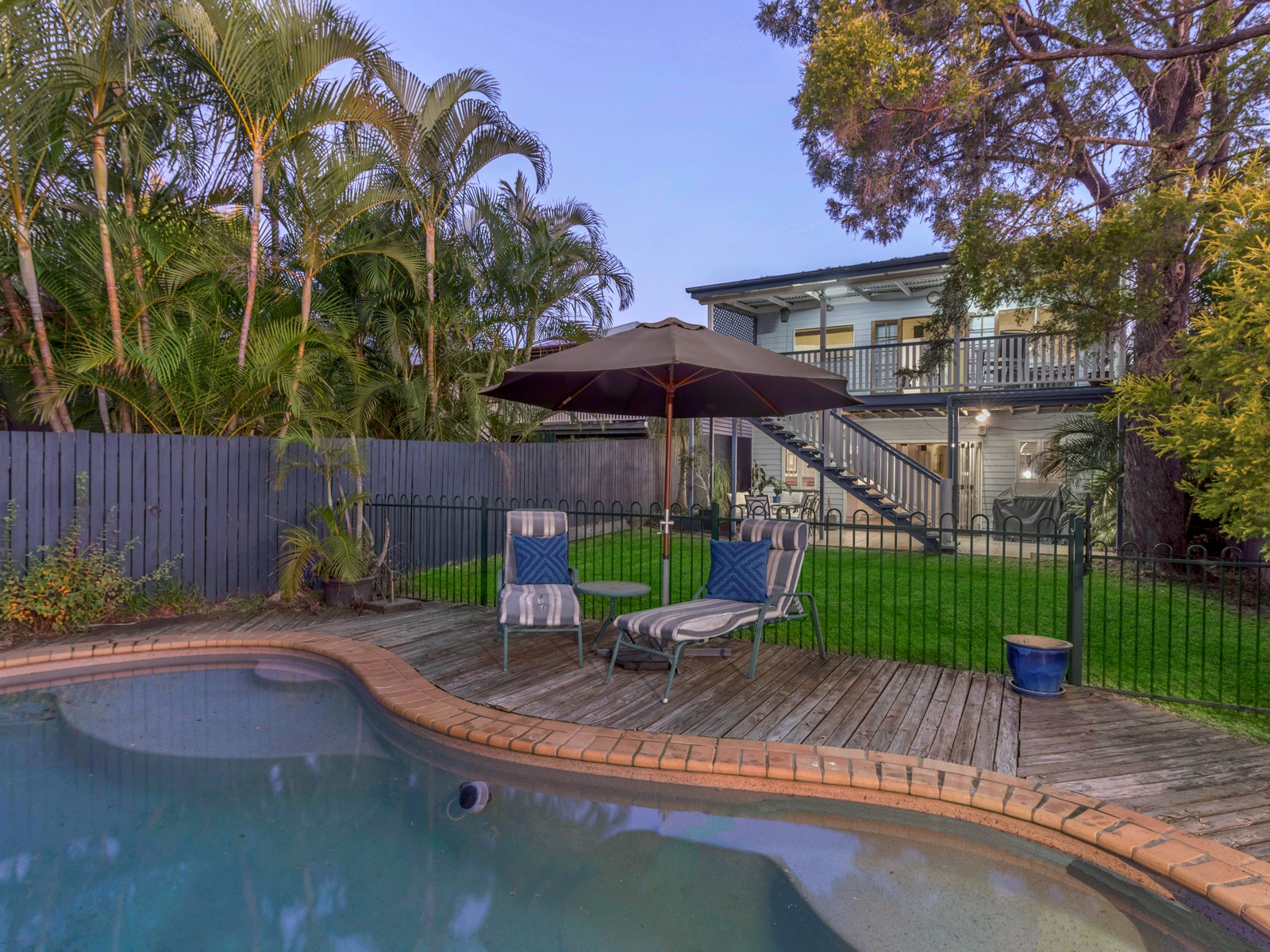 16 Twelfth Avenue, Kedron, QLD 4031