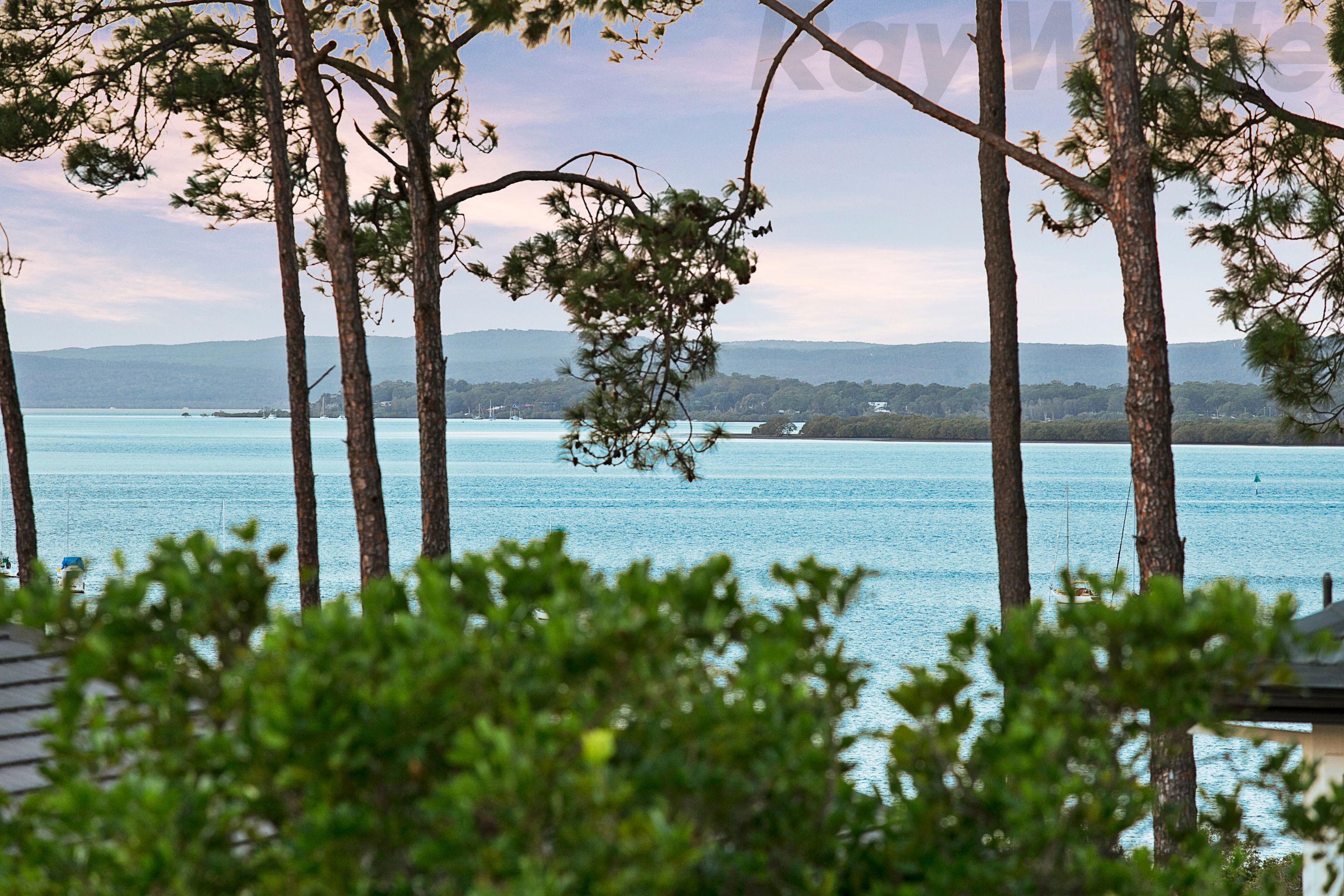 20 The Rampart, Redland Bay QLD 4165